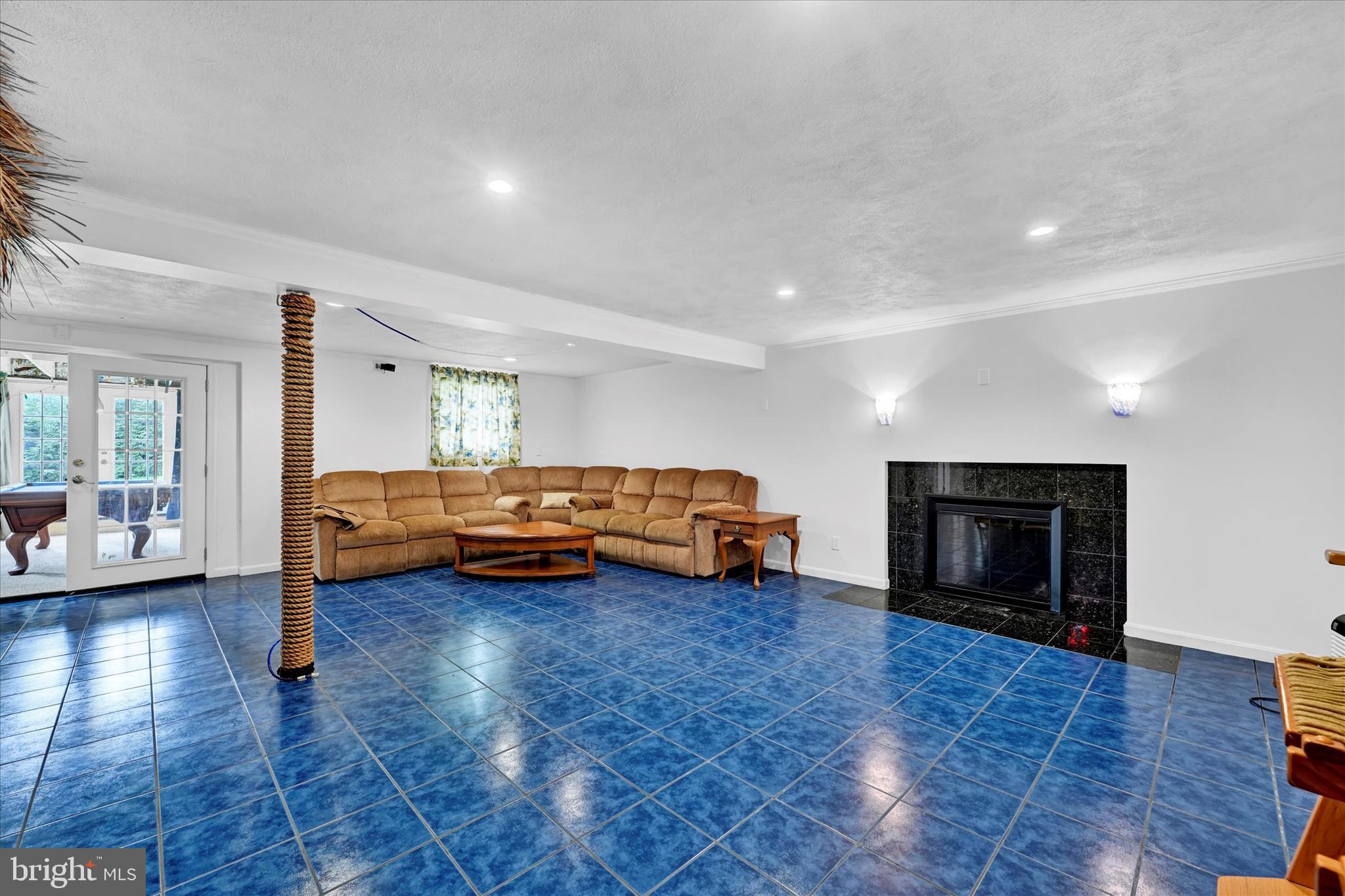 LOCKSLEY - Residential