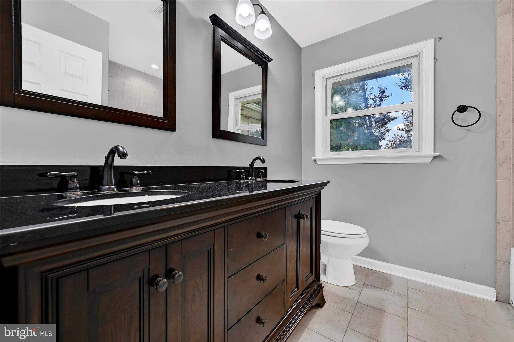 LOCKSLEY - Residential