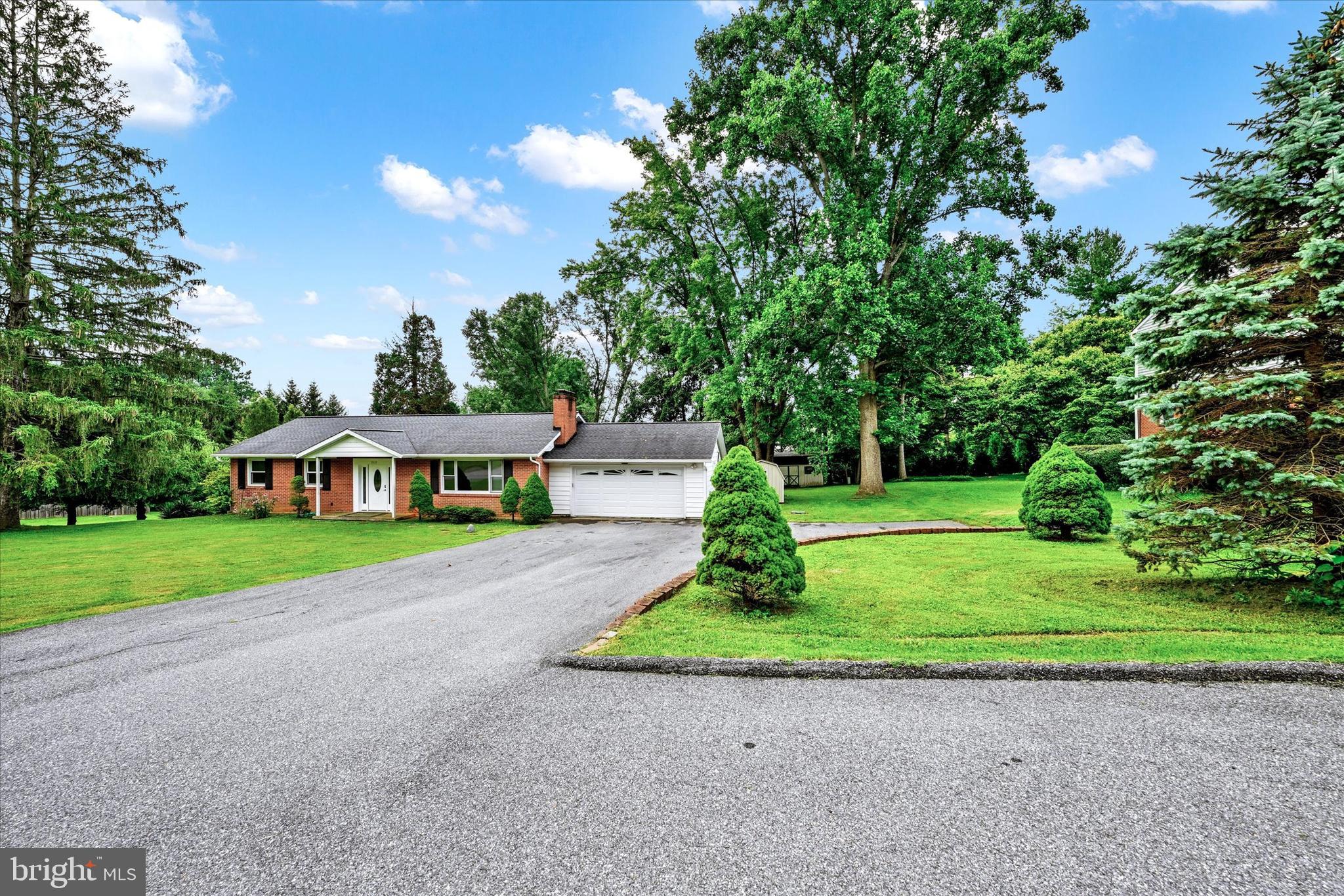 LOCKSLEY - Residential