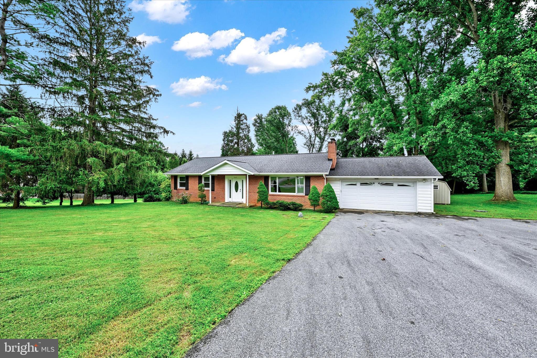 LOCKSLEY - Residential