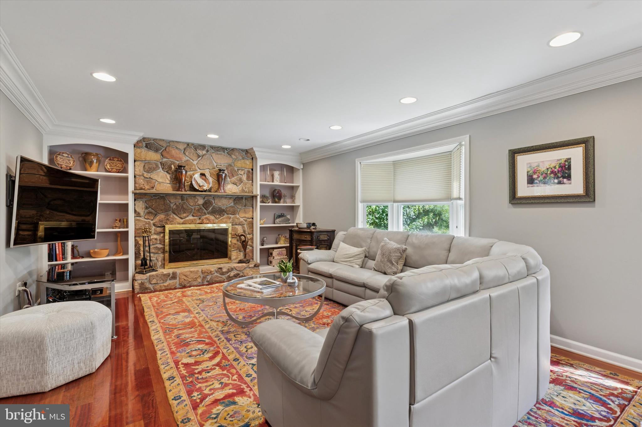 BLUE BELL - Residential