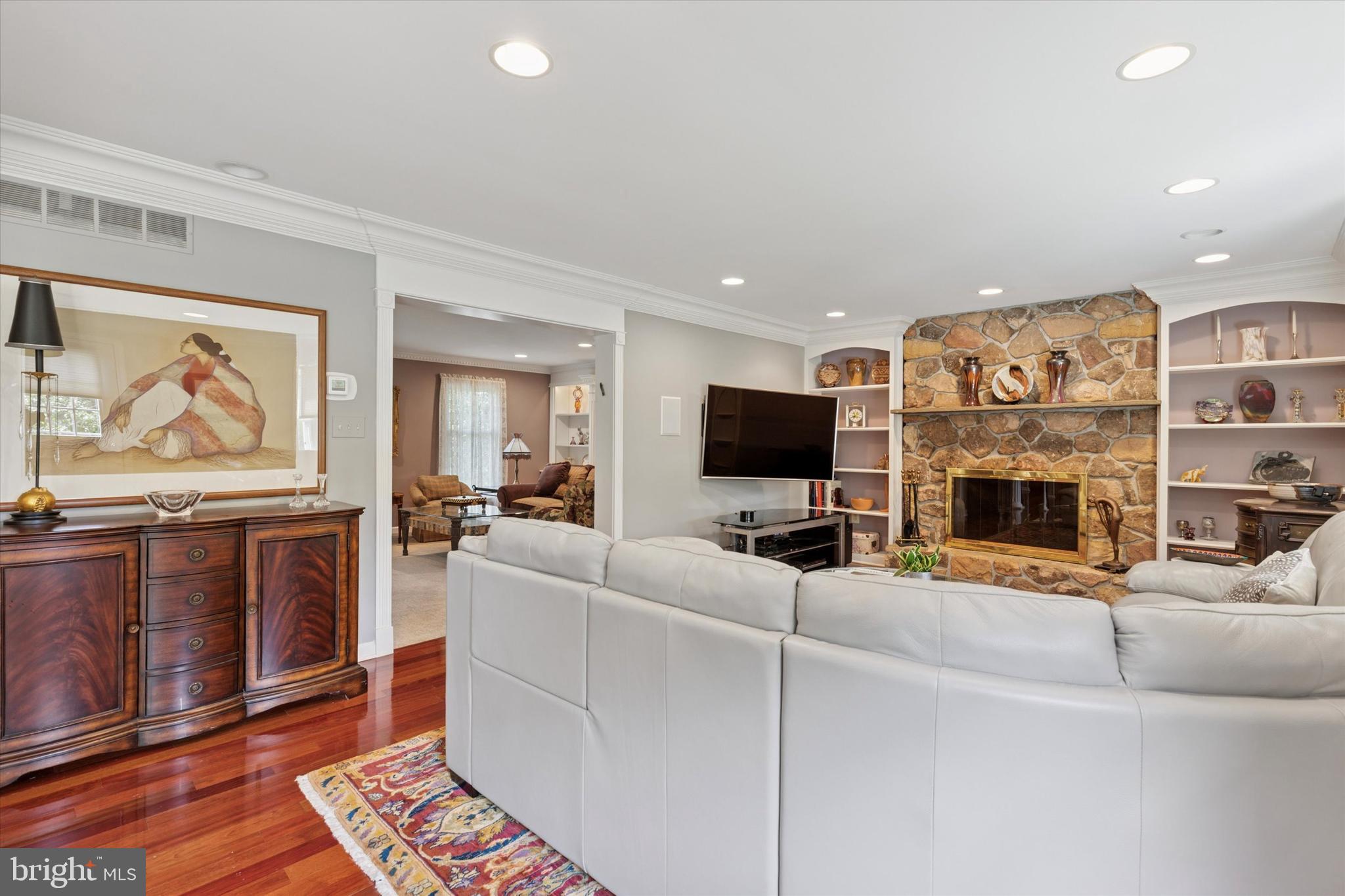 BLUE BELL - Residential