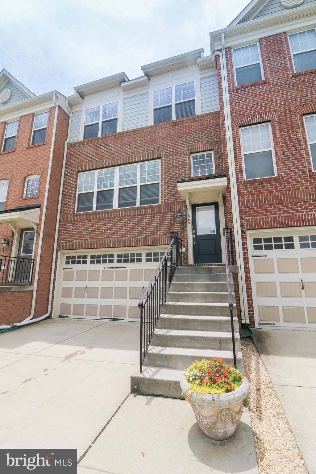 THE ENCLAVE AT ARUNDEL PRESERVE - Residential