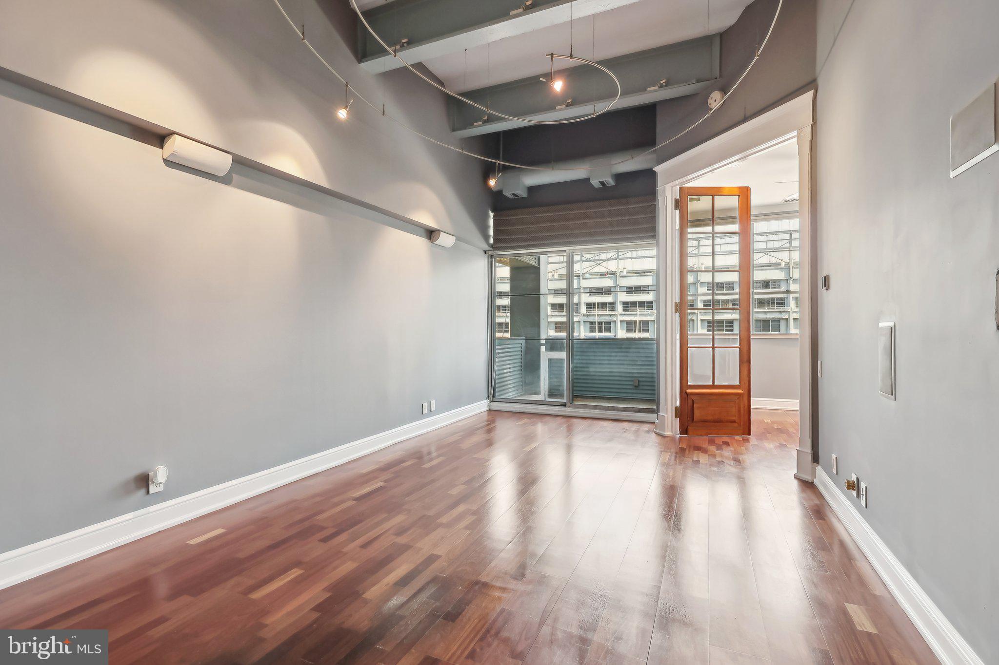 PENN'S LANDING - Residential