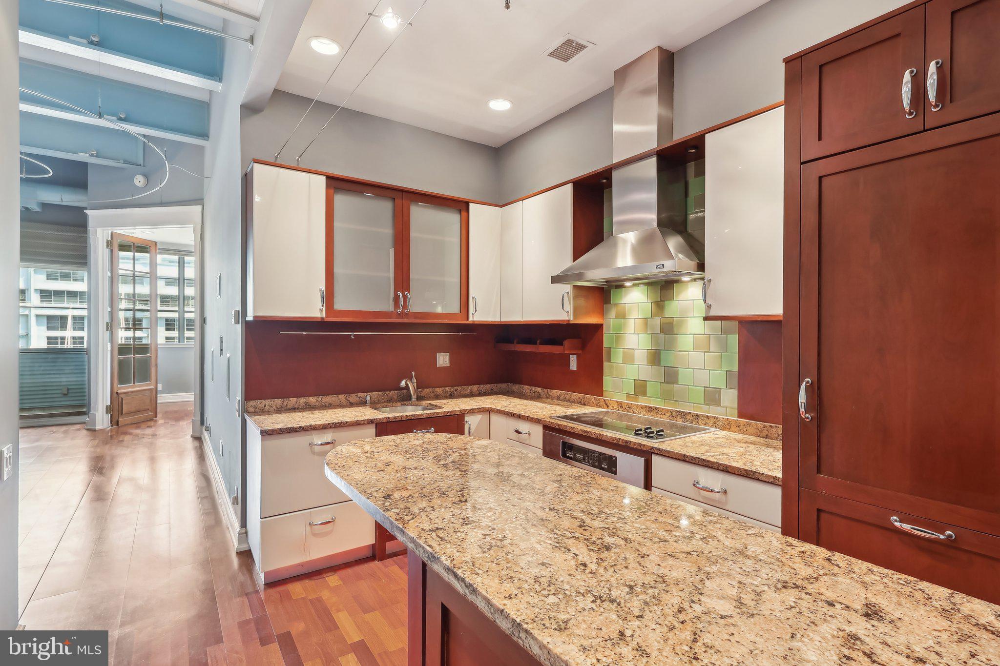 PENN'S LANDING - Residential