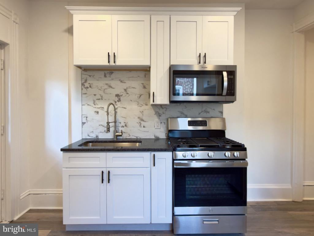 15 S ANN STREET 2