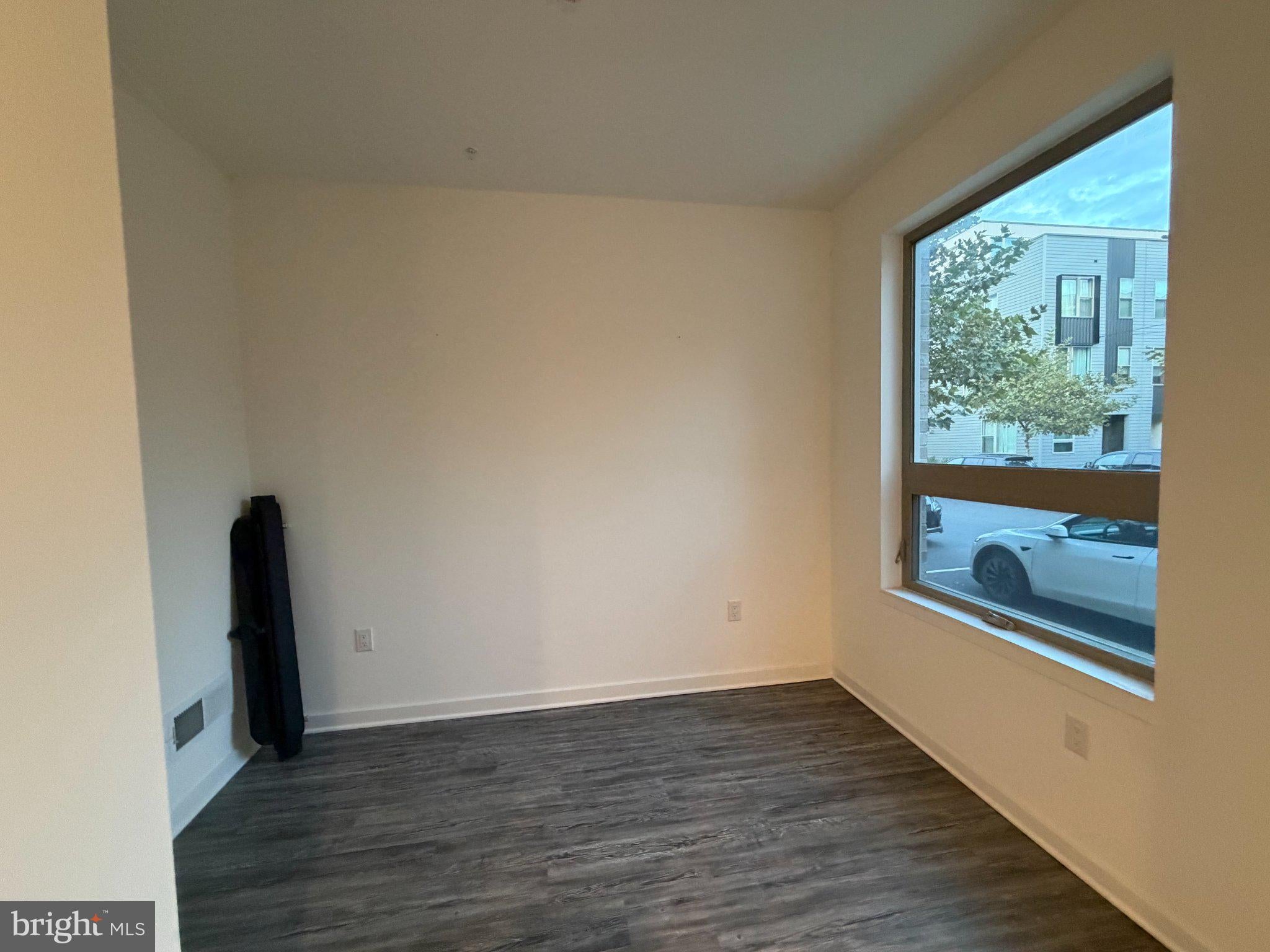 2018 NORTHBANK PLACE