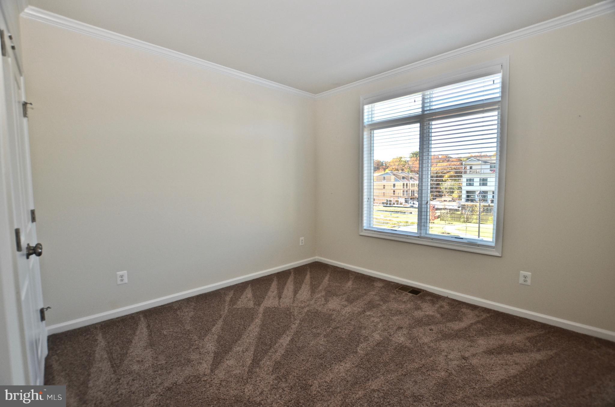 LOFTS AT VILLAGE WALK - Residential Lease