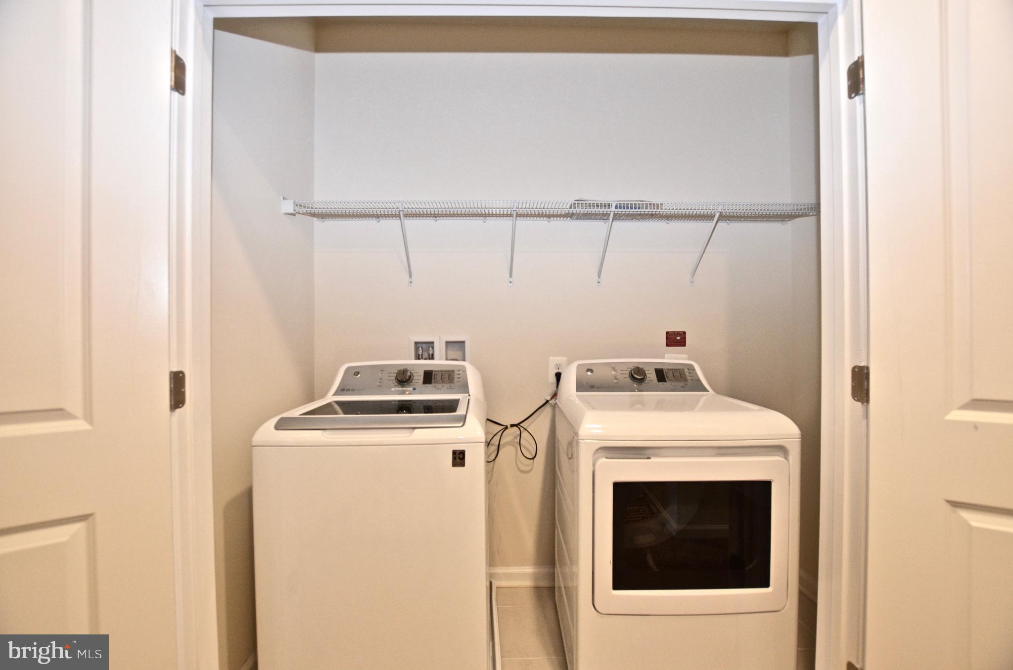 LOFTS AT VILLAGE WALK - Residential Lease