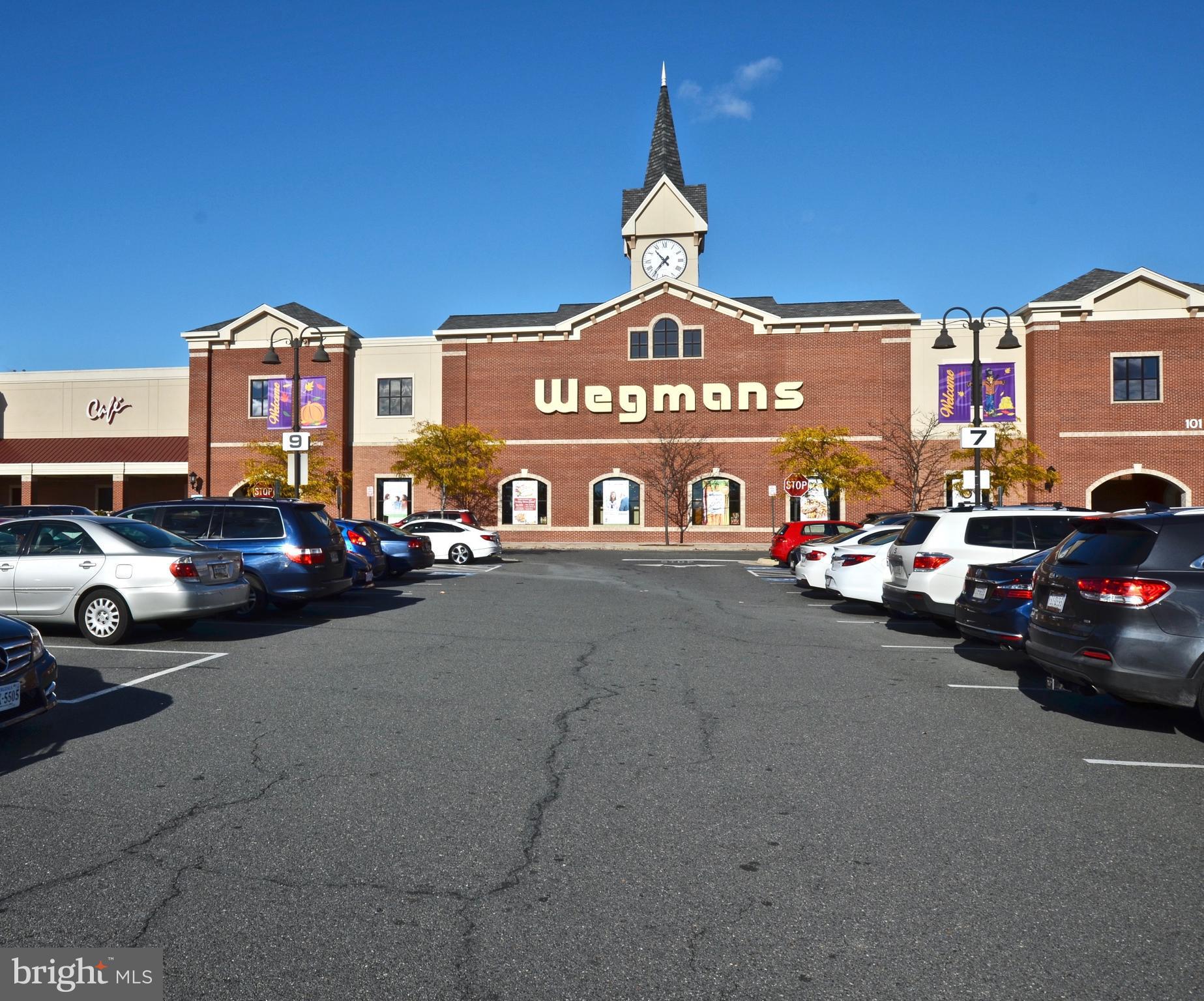 LOFTS AT VILLAGE WALK - Residential Lease