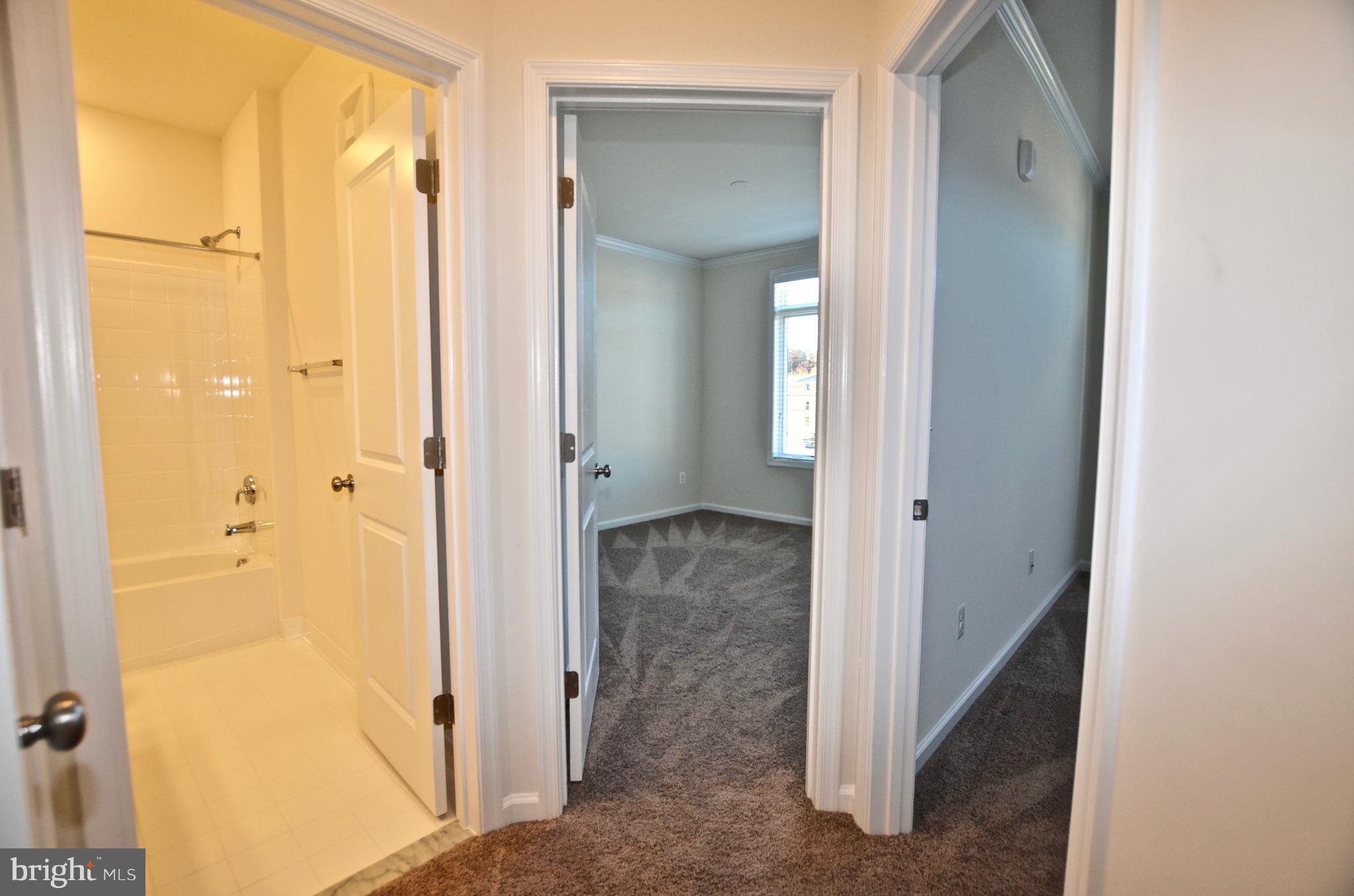 LOFTS AT VILLAGE WALK - Residential Lease