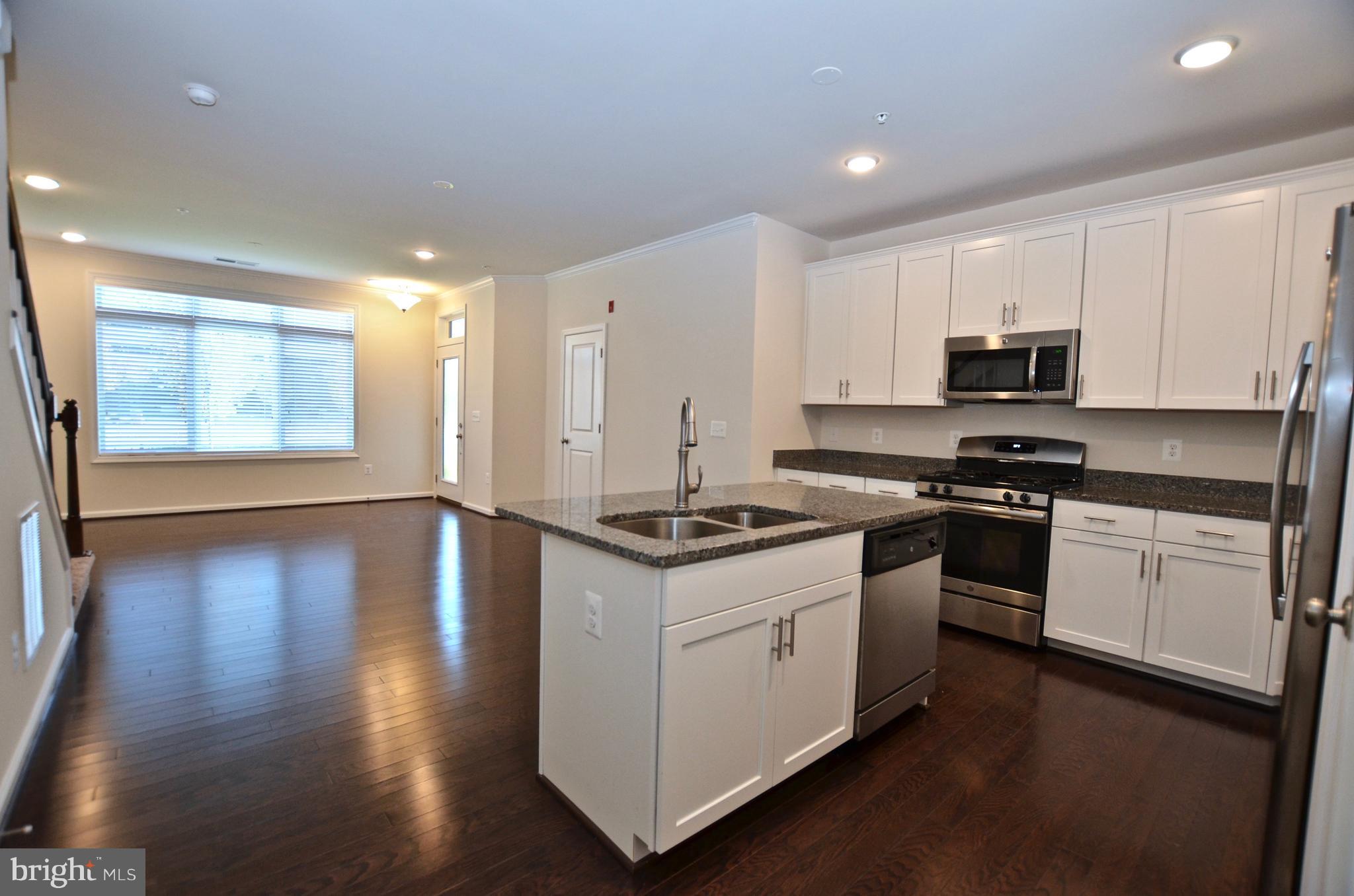 LOFTS AT VILLAGE WALK - Residential Lease