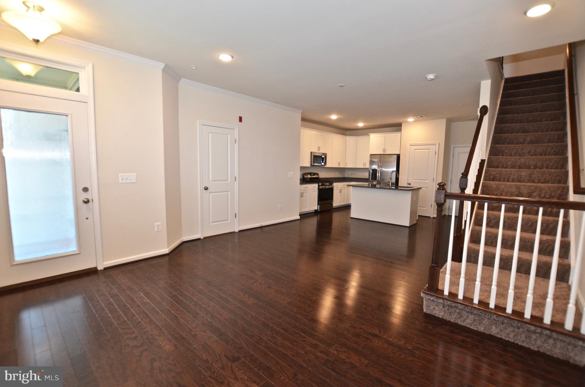 LOFTS AT VILLAGE WALK - Residential Lease