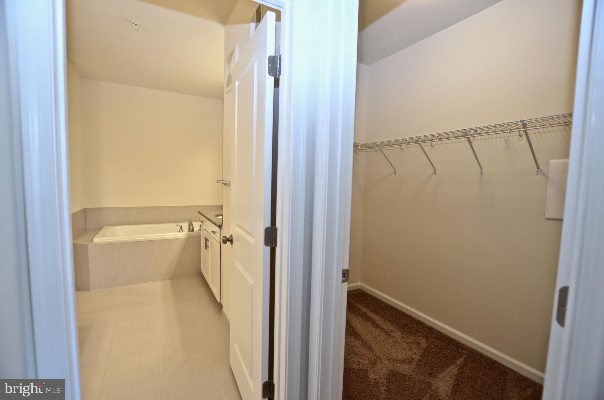 LOFTS AT VILLAGE WALK - Residential Lease