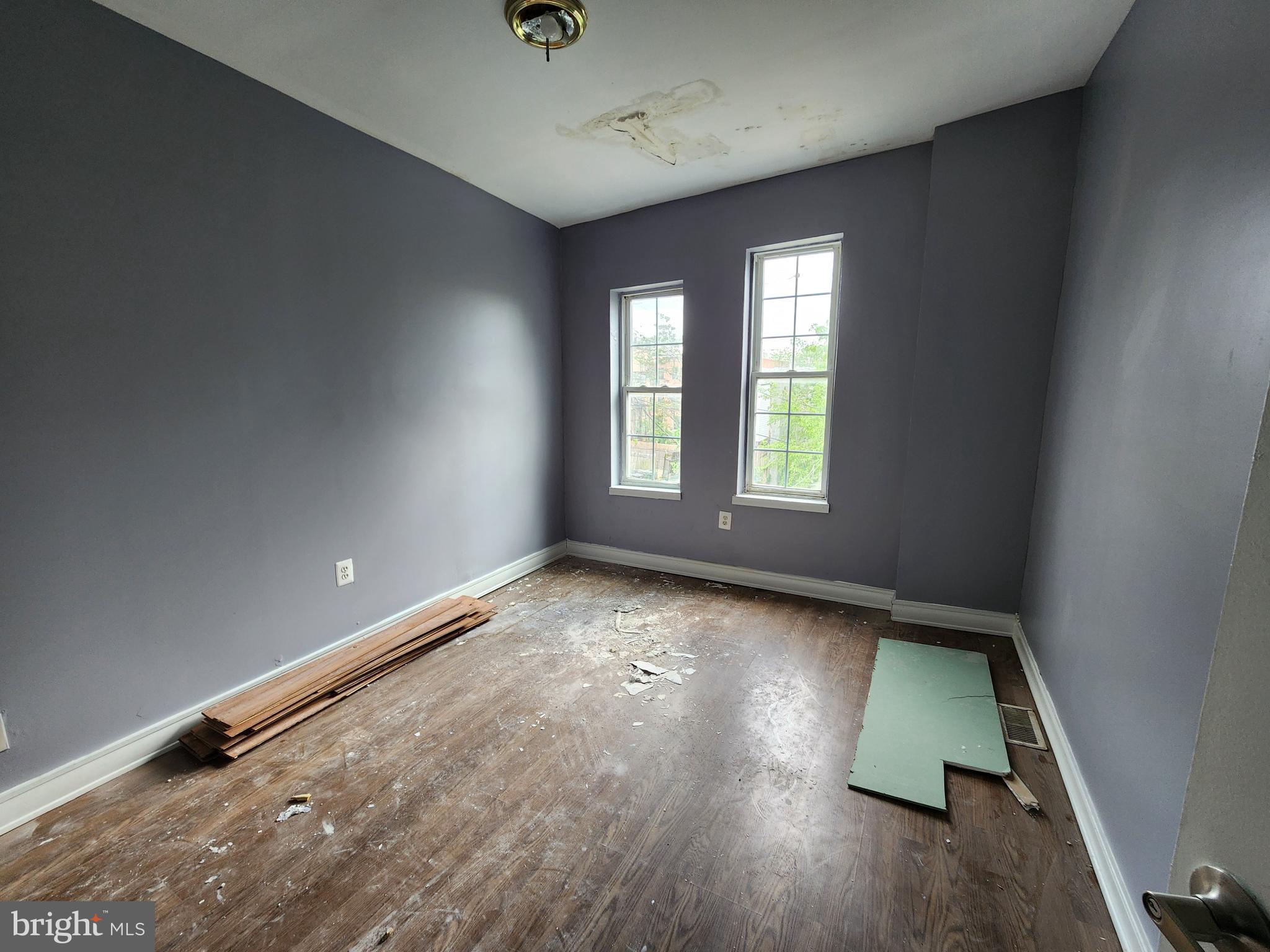EAST BALTIMORE MIDWAY - Residential