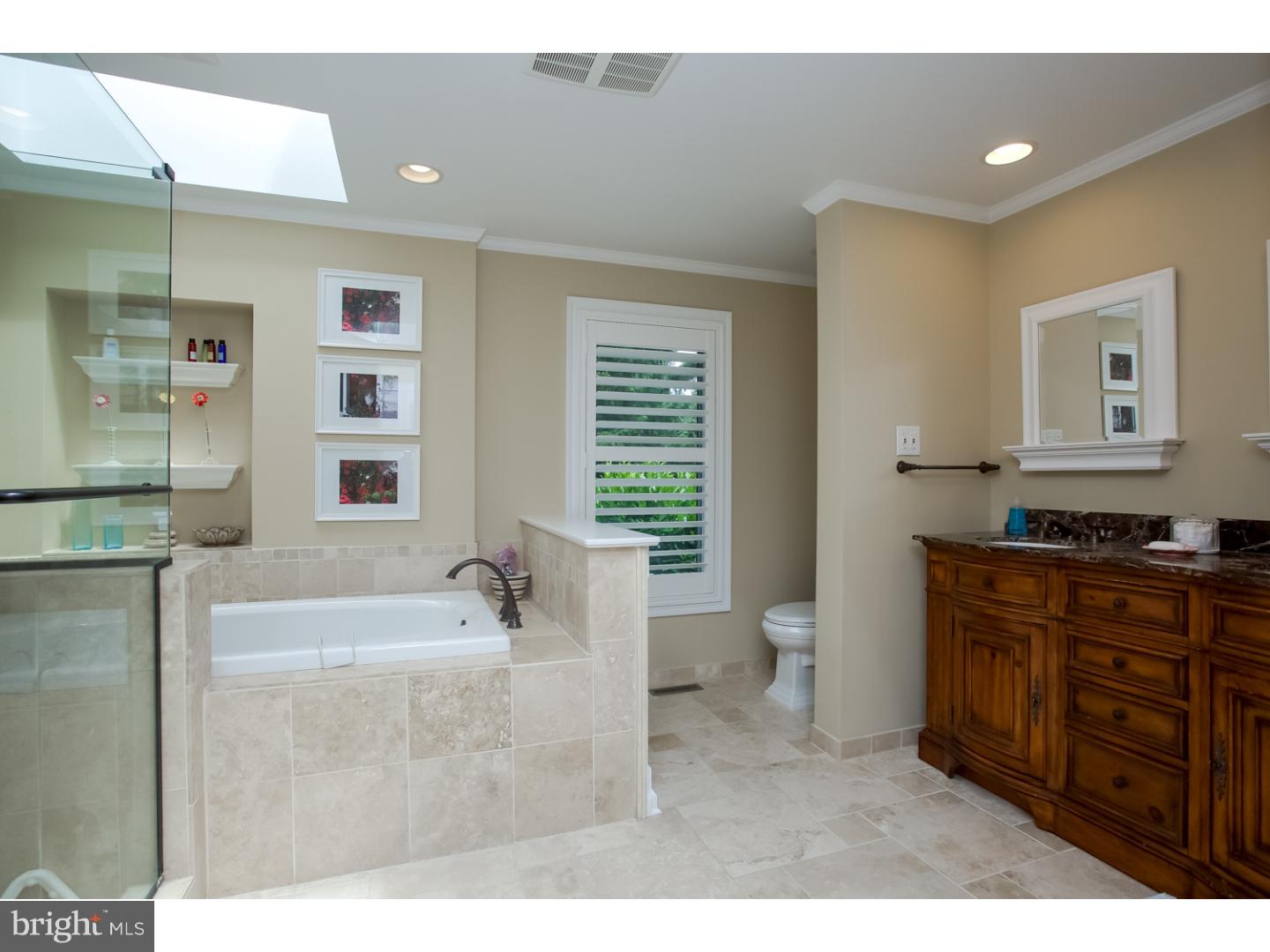 BUTTONWOOD FARMS - Residential