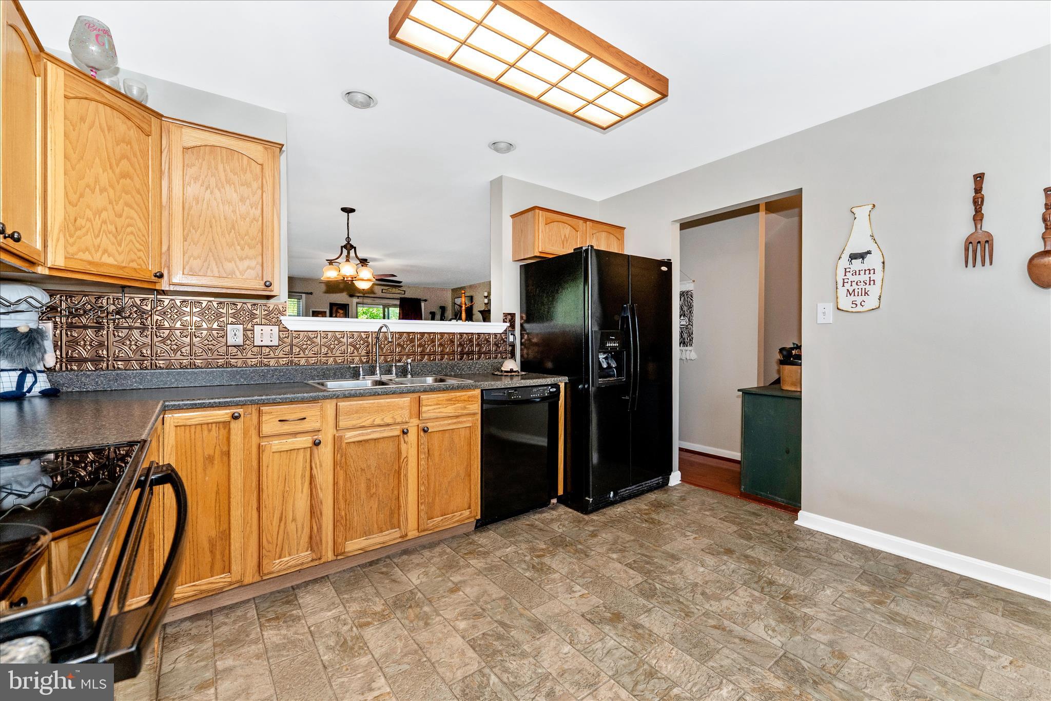 HAMMONDS MILL - Residential