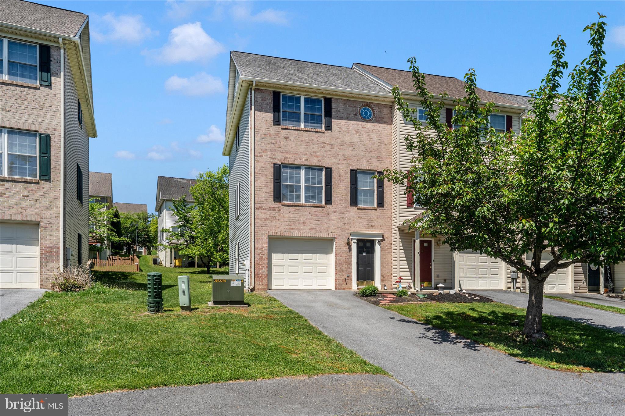 HAMMONDS MILL - Residential
