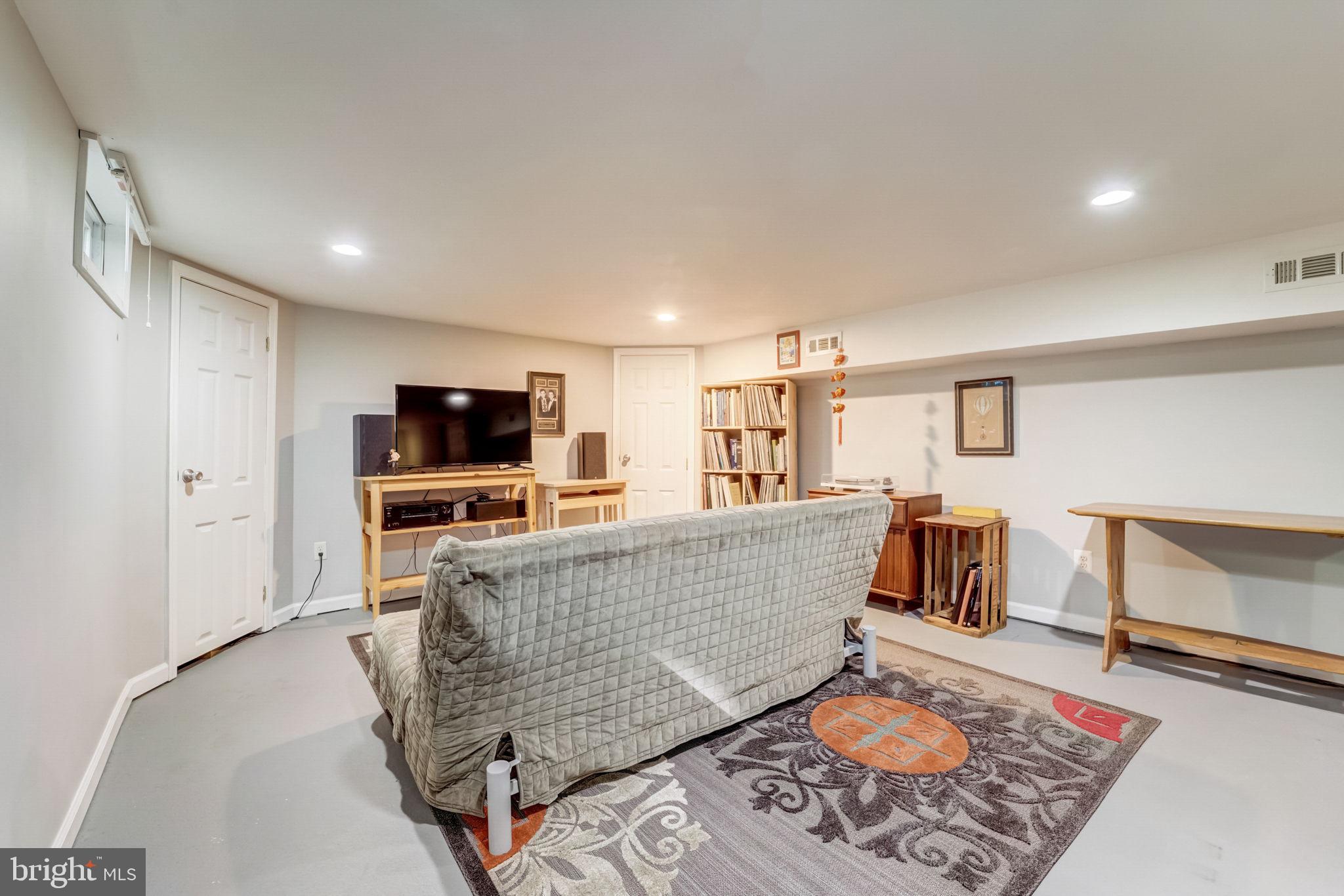 CATONSVILLE - Residential