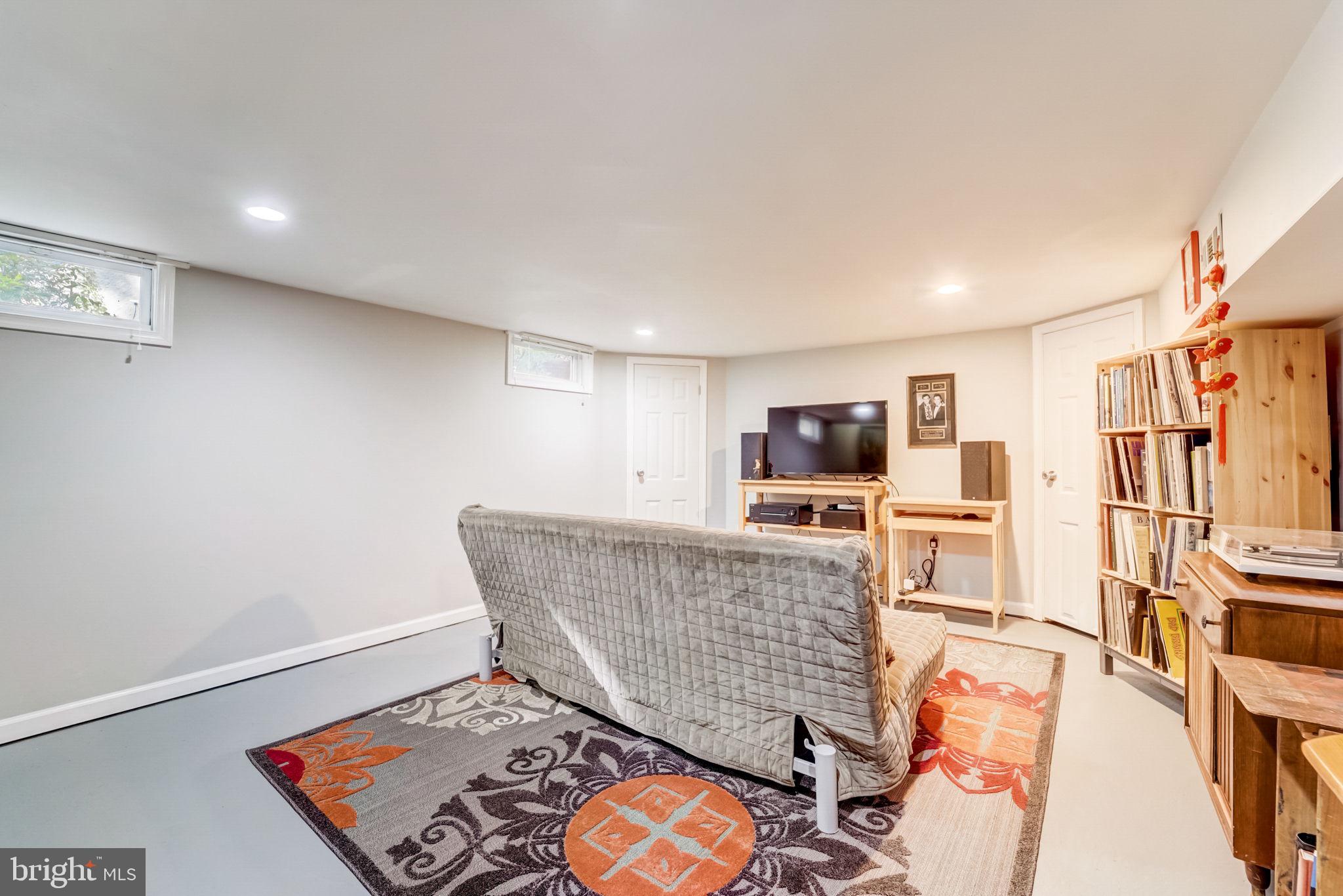 CATONSVILLE - Residential