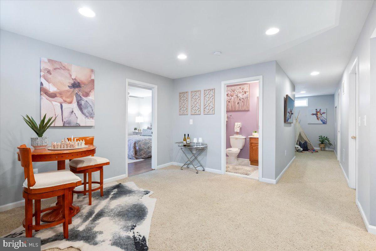 VILLAGES OF URBANA - Residential