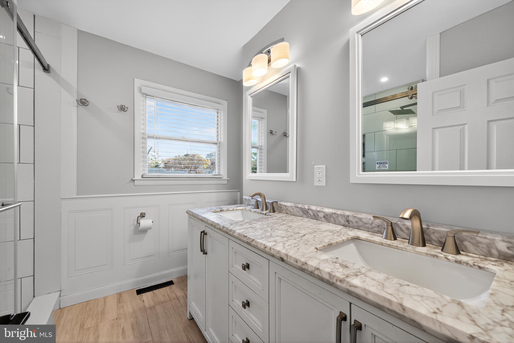 WINDSOR PARK - Residential