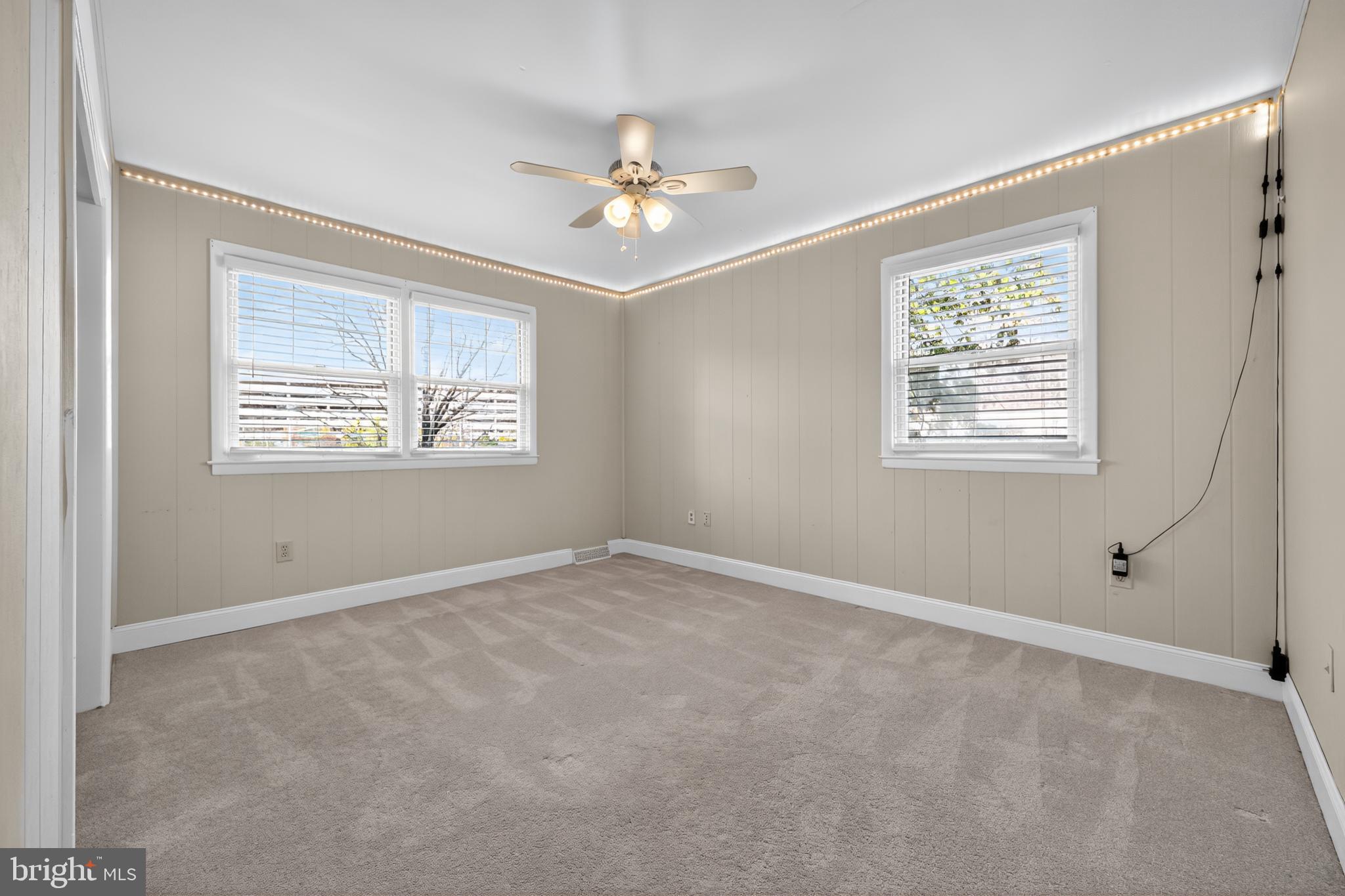 WINDSOR PARK - Residential