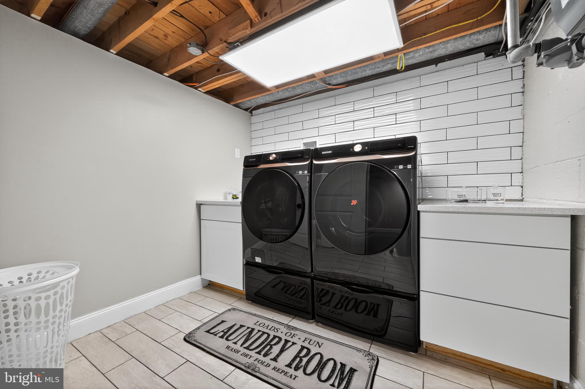 WINDSOR PARK - Residential