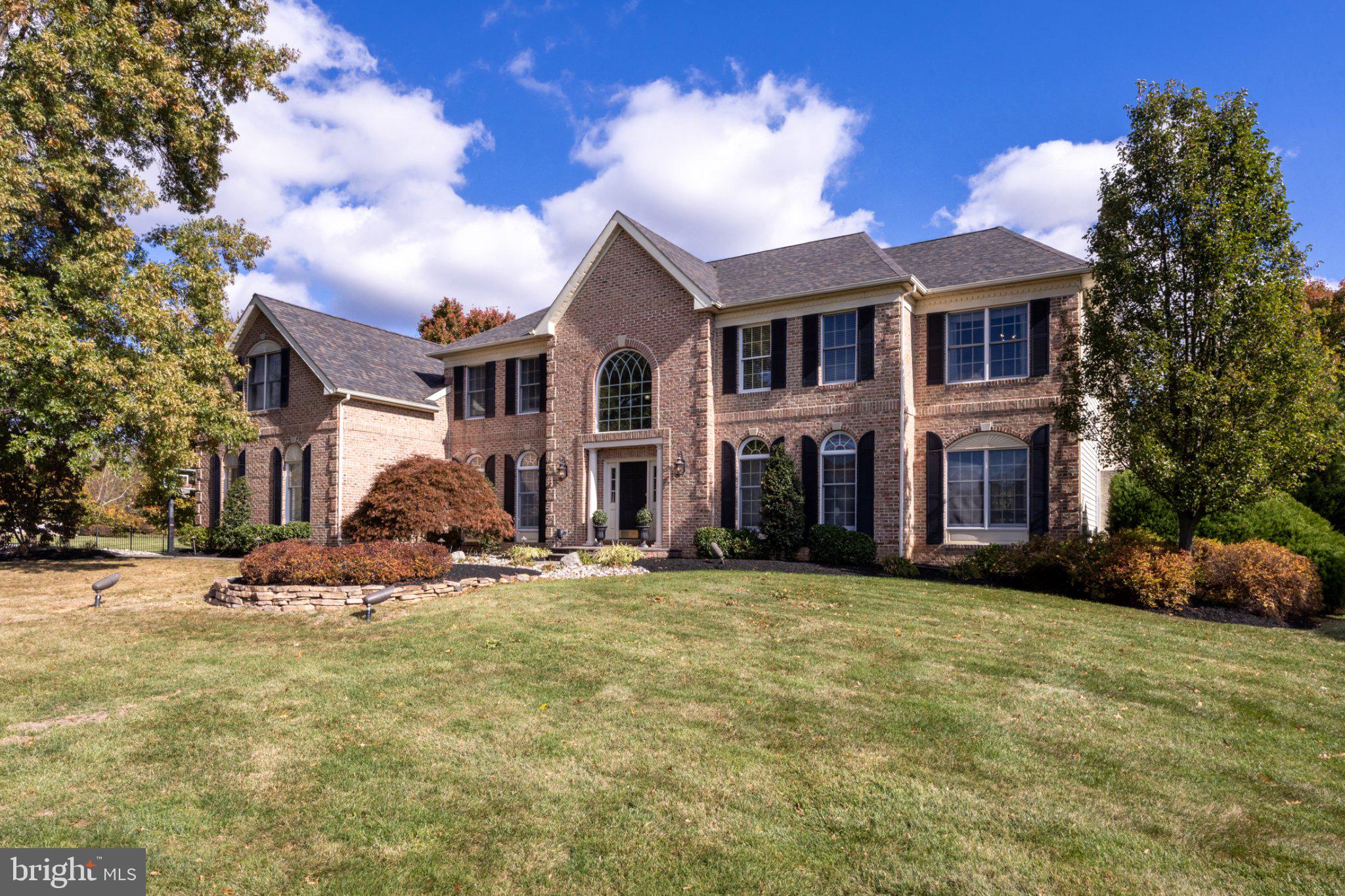 2068 SILVERWOOD DRIVE