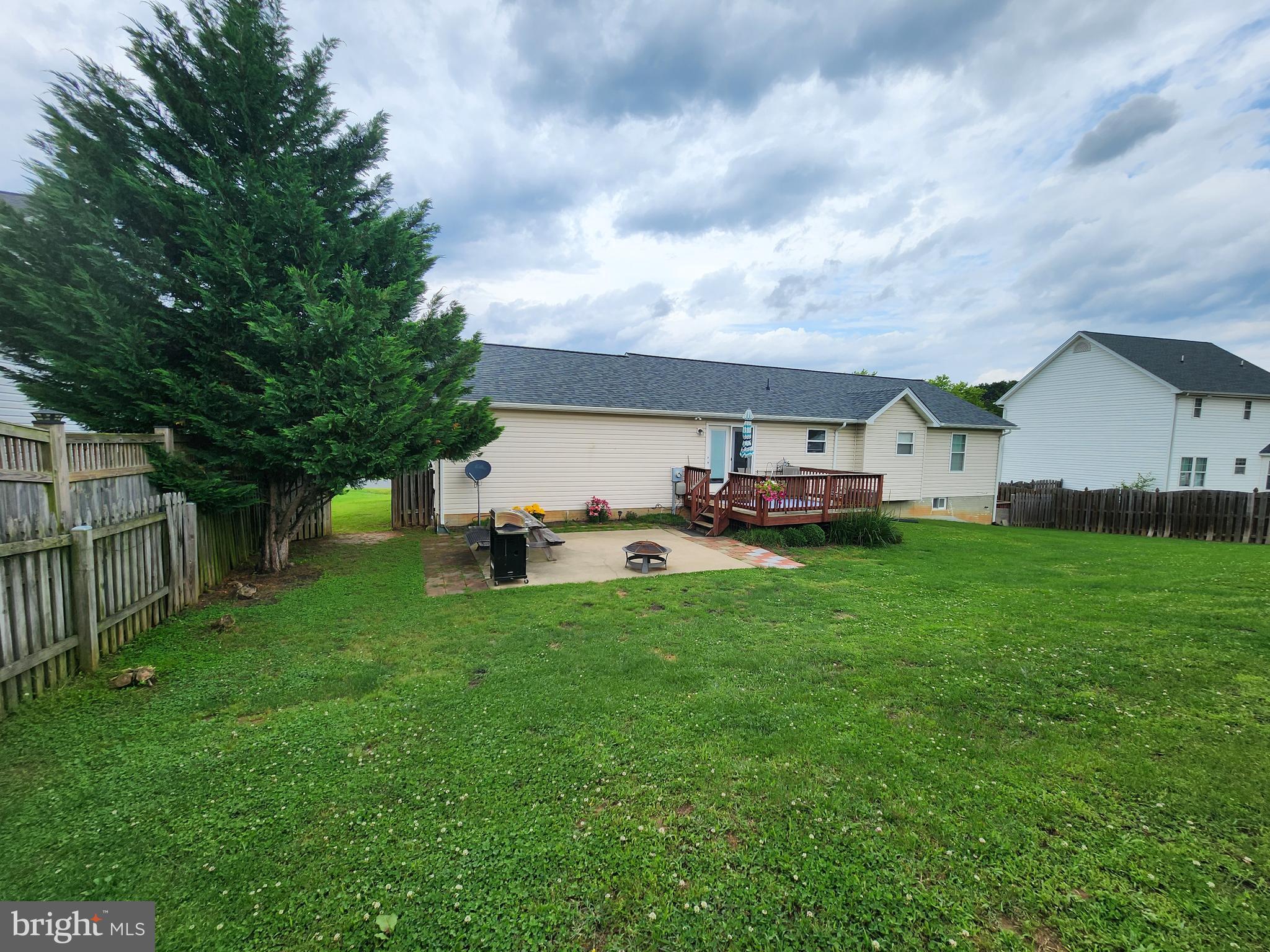 GRAFTON VILLAGE - Residential