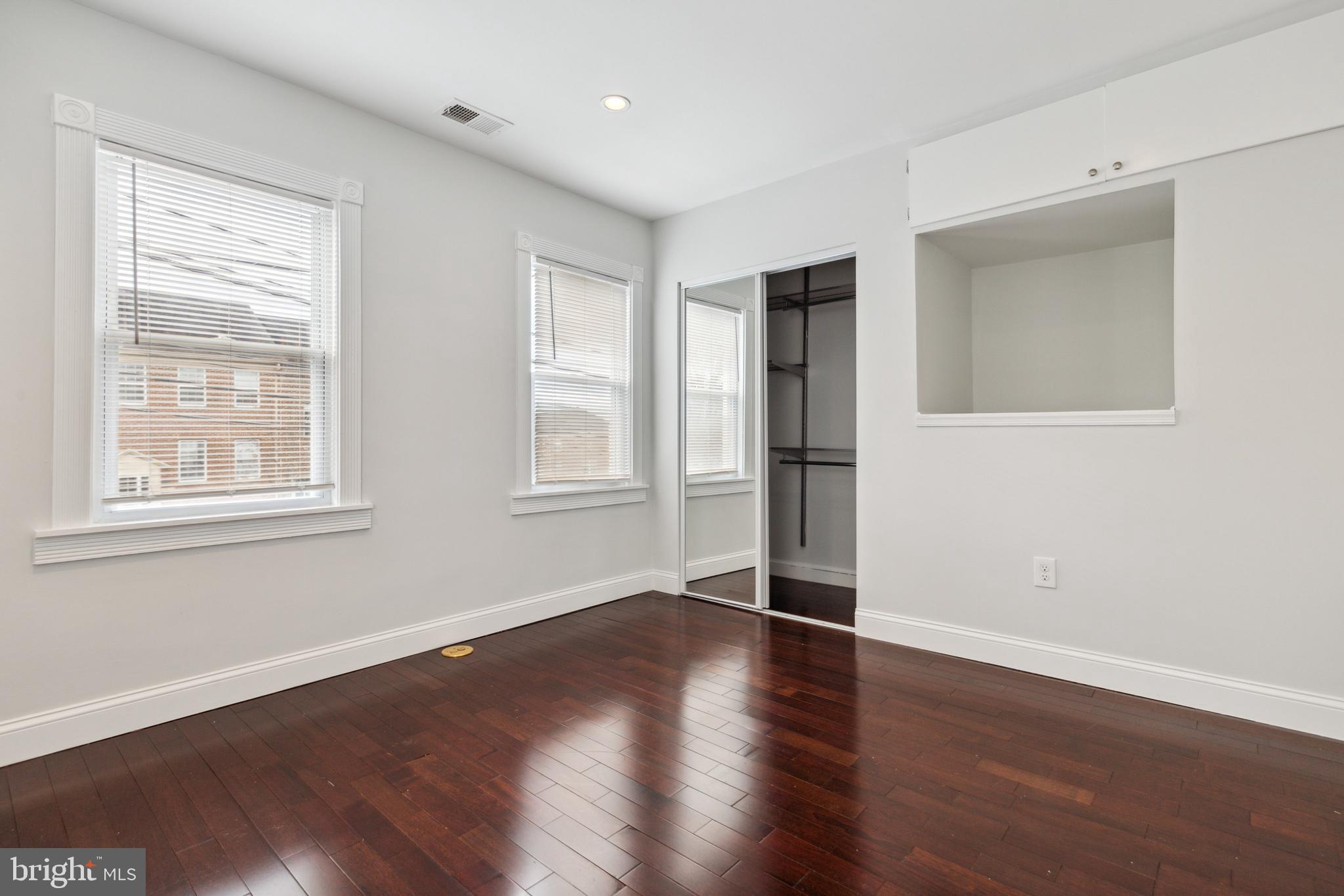 BARRY FARMS - Residential Lease