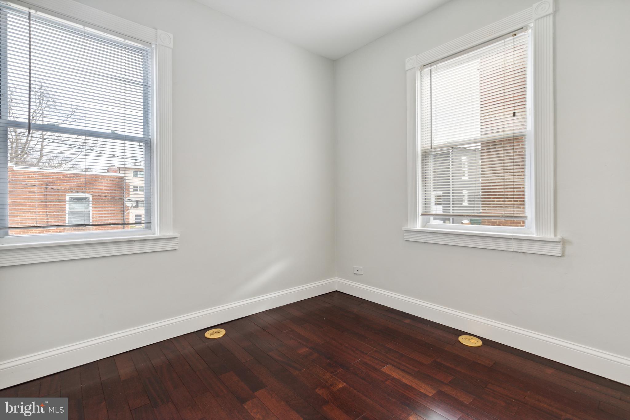 BARRY FARMS - Residential Lease