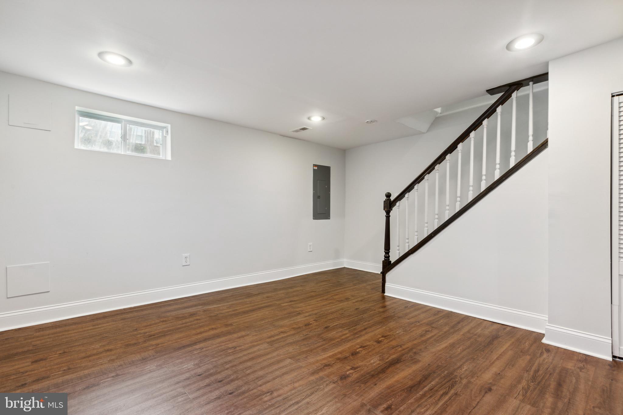 BARRY FARMS - Residential Lease