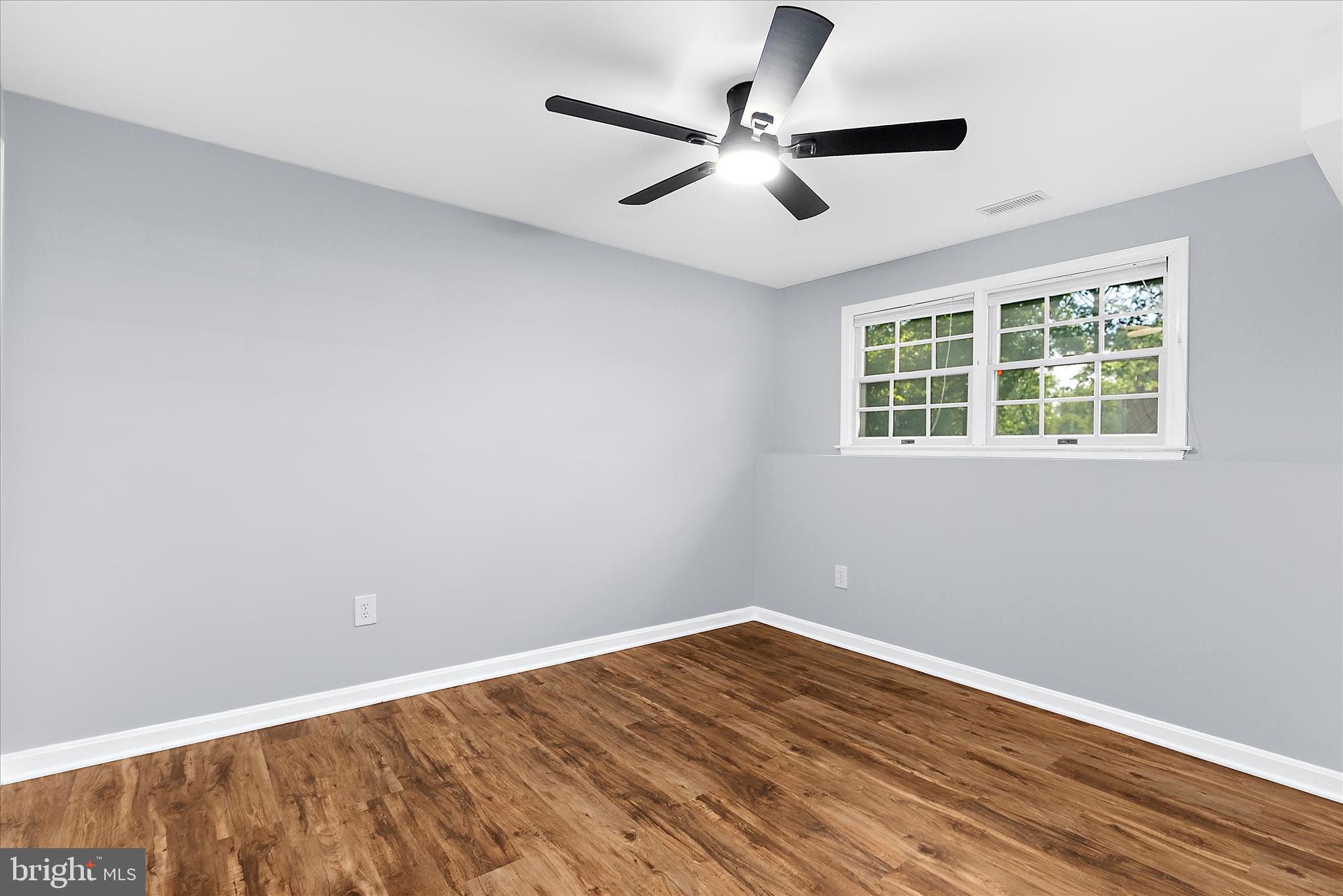 ELLICOTT MEADOWS - Residential