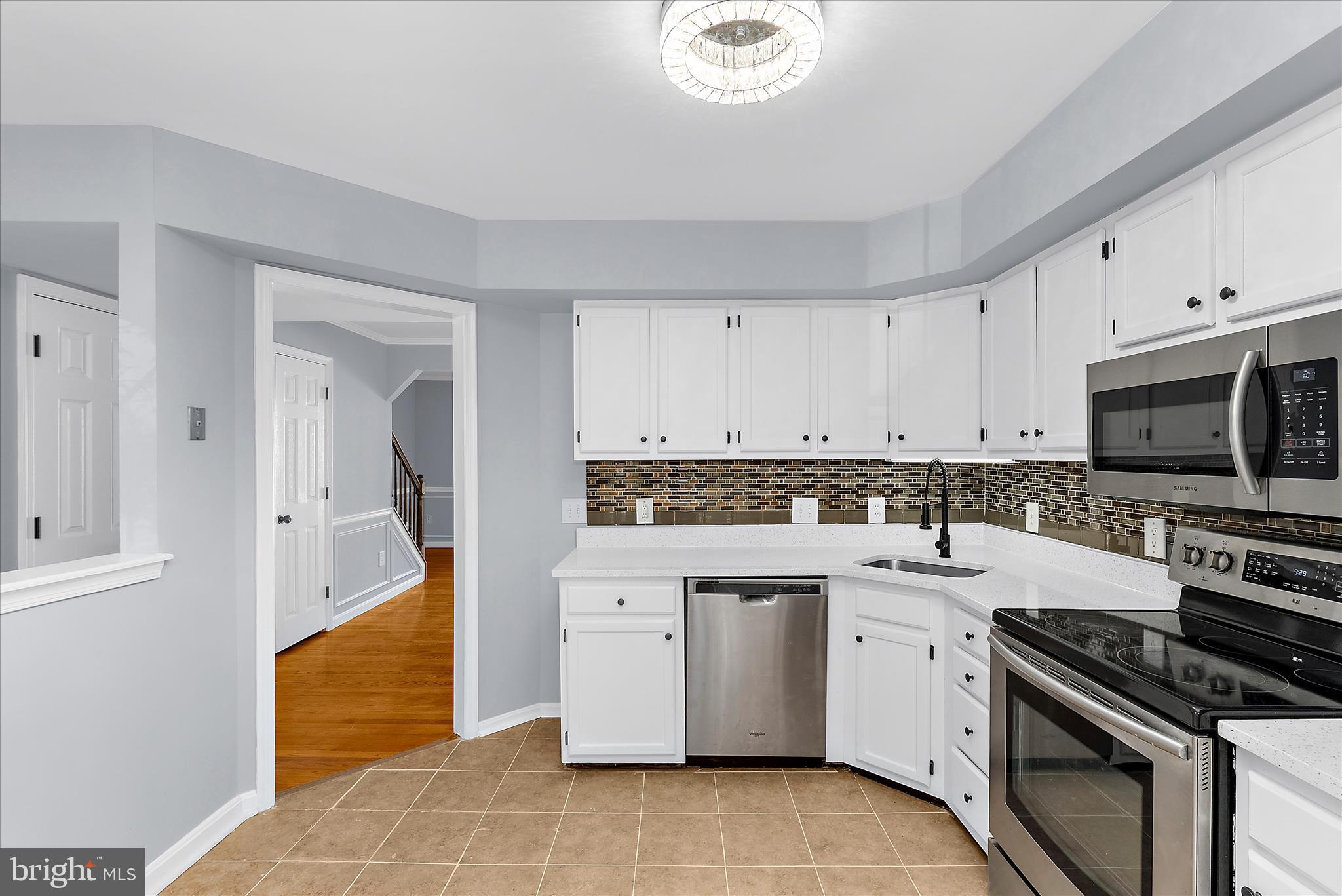 ELLICOTT MEADOWS - Residential