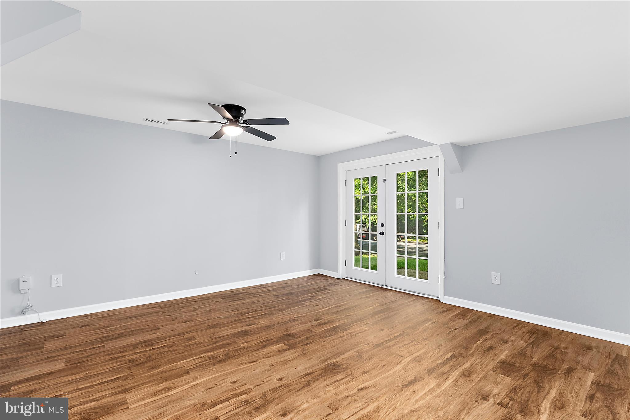 ELLICOTT MEADOWS - Residential