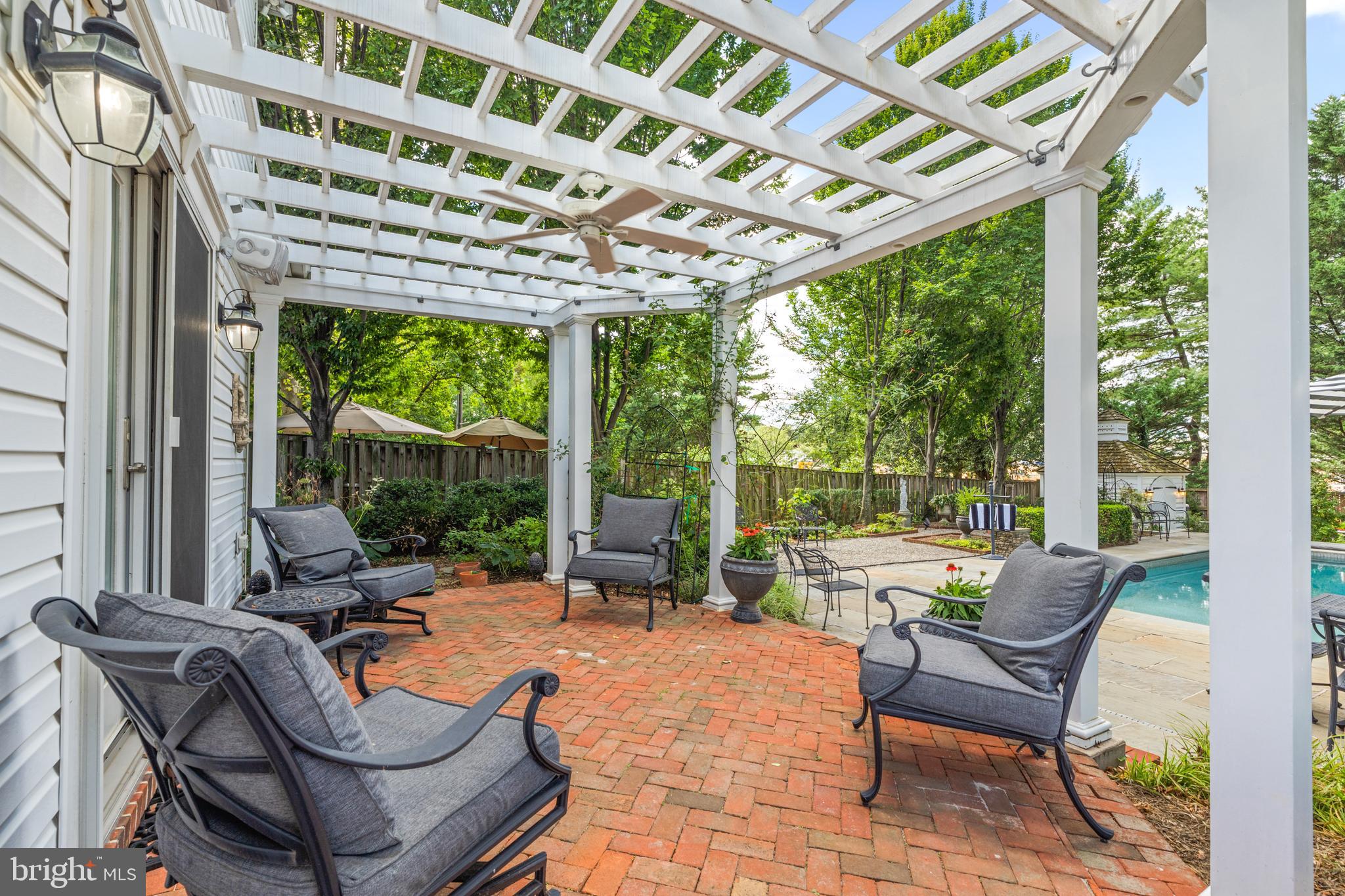 BAKER PARK - Residential