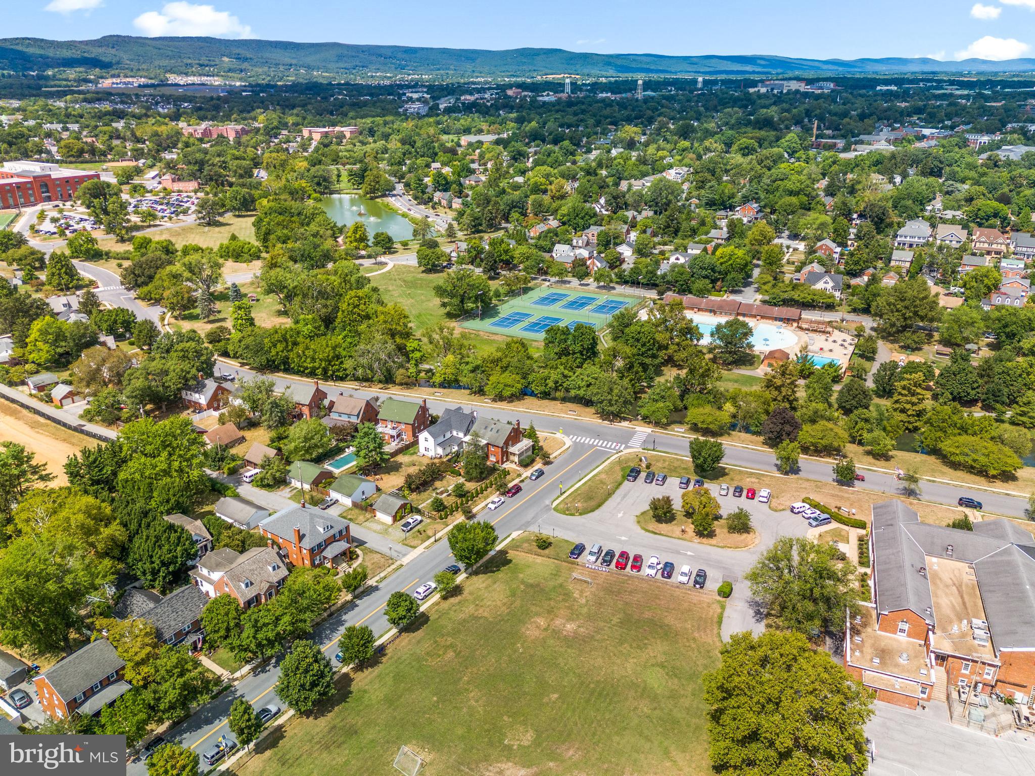 BAKER PARK - Residential