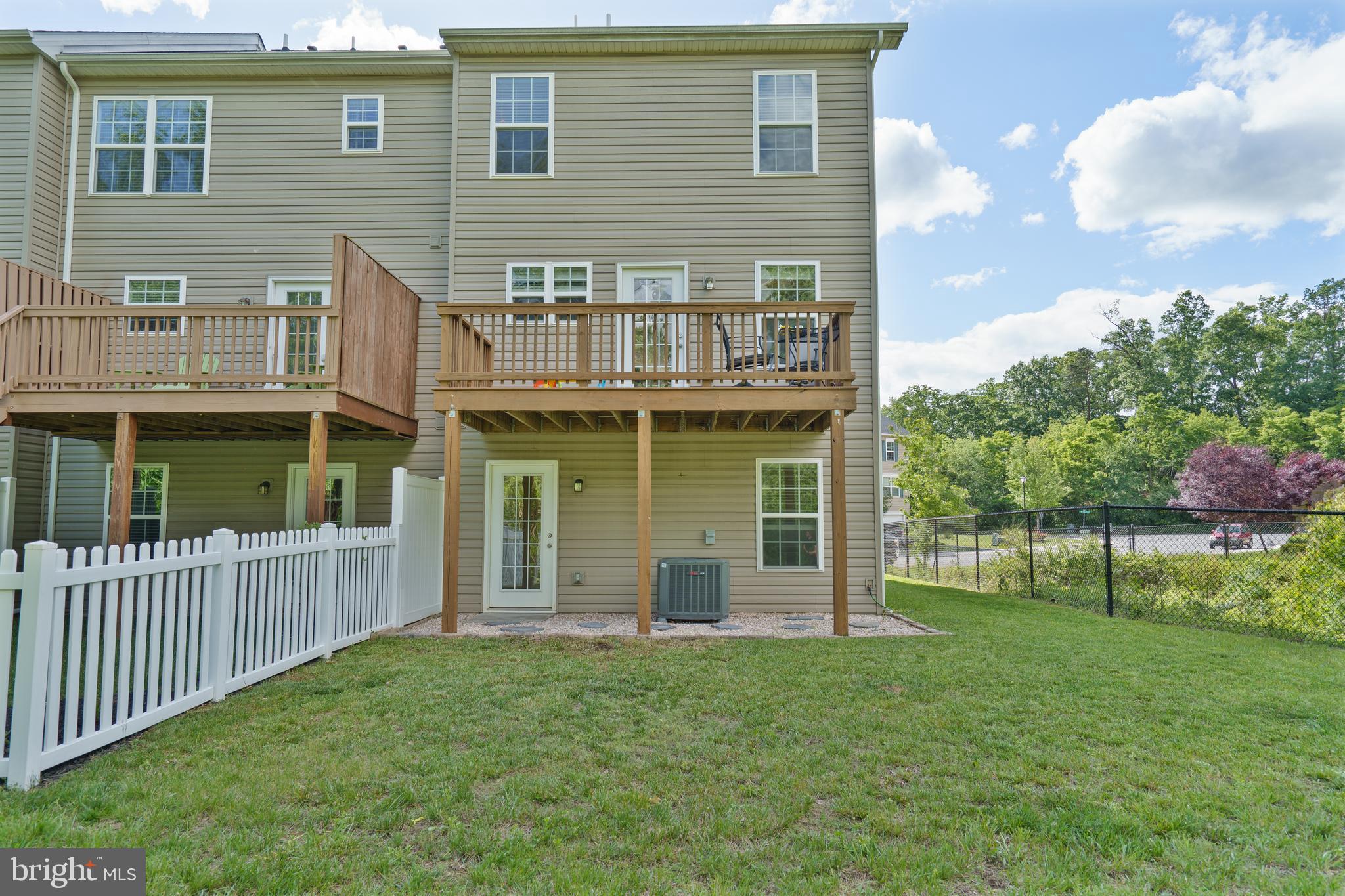 BROOKFIELD - Residential