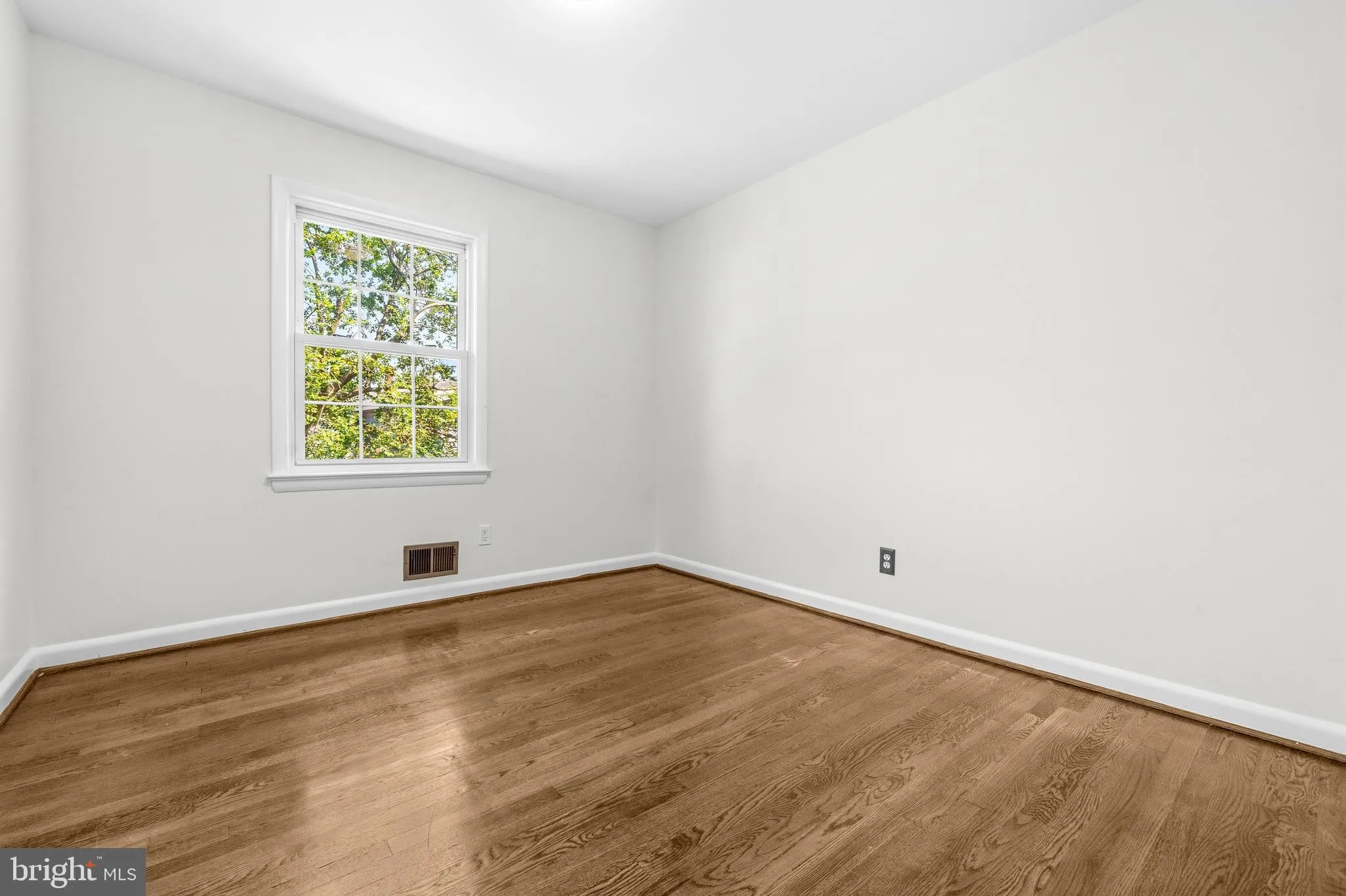 Additional image 90 of 10802 Meadowhill Road, Silver Spring, MD 20901