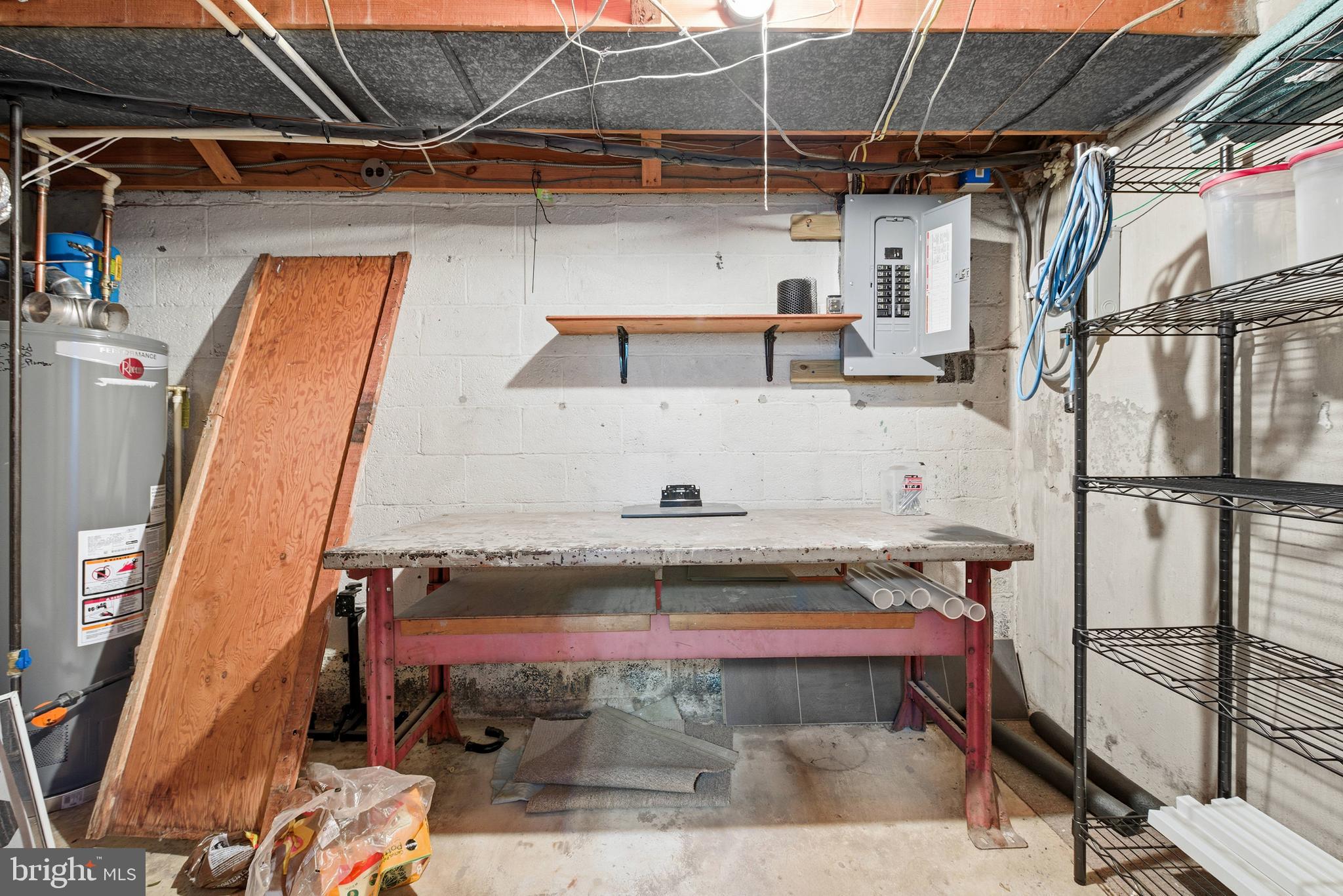 ARBOUR MANOR - Residential