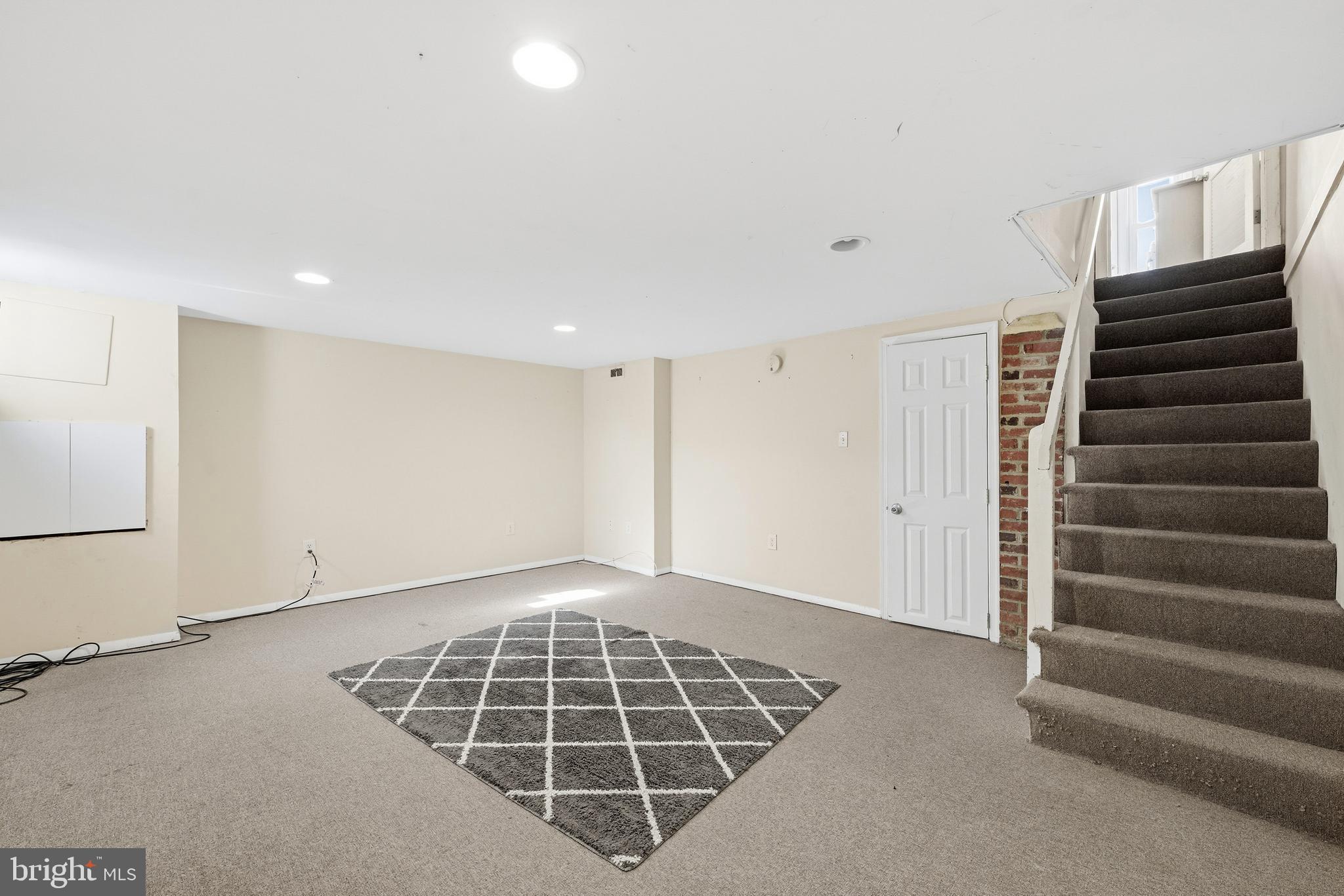 ARBOUR MANOR - Residential