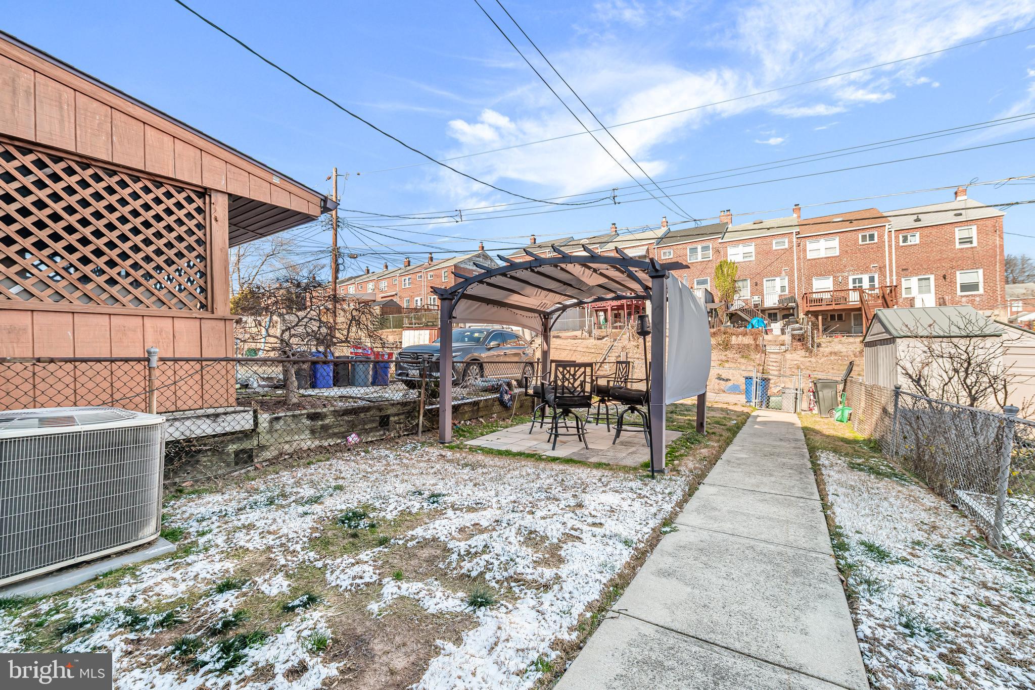 ARBOUR MANOR - Residential