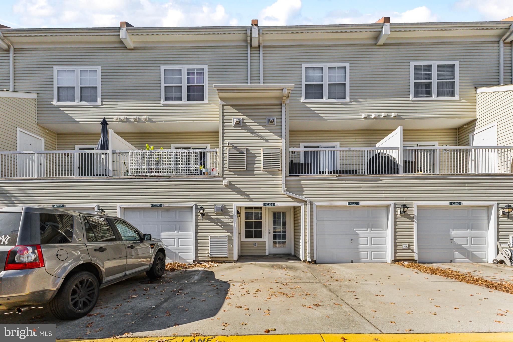 BRAMBLETON - Residential