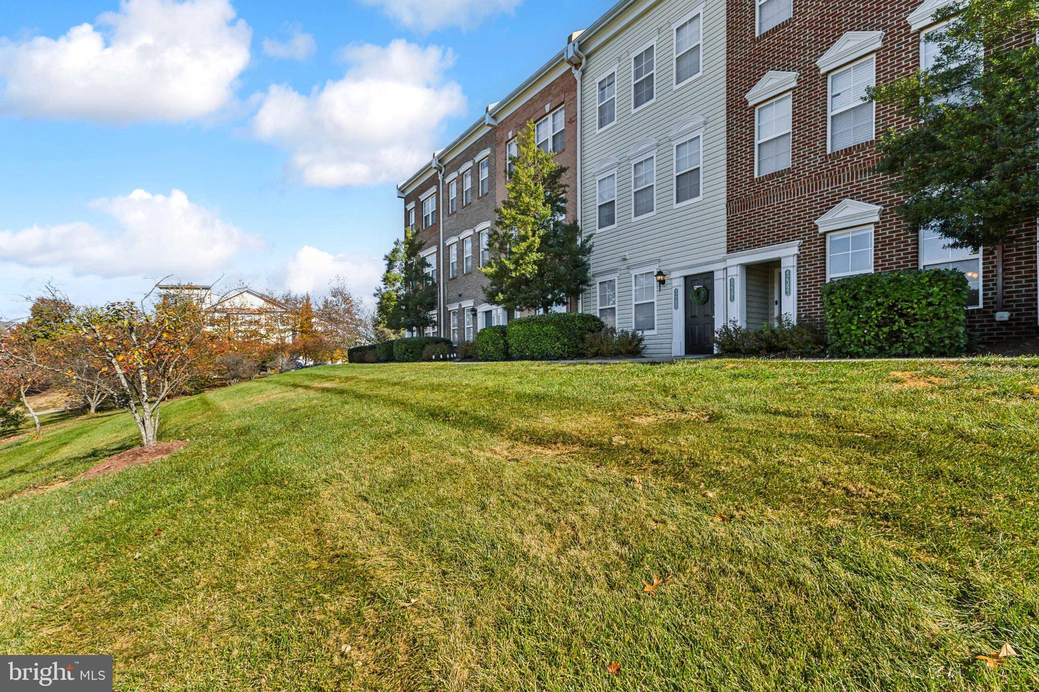 BRAMBLETON - Residential