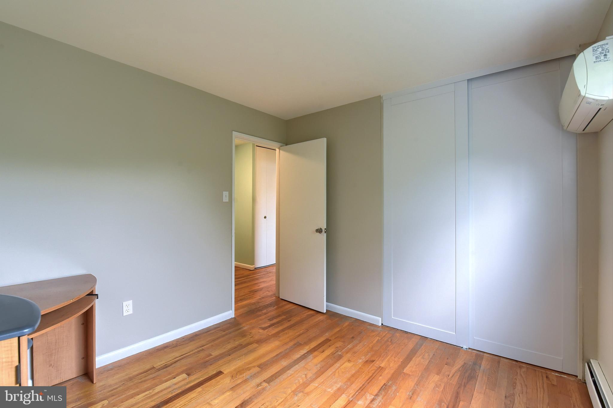 RIDLEY PARK - Residential