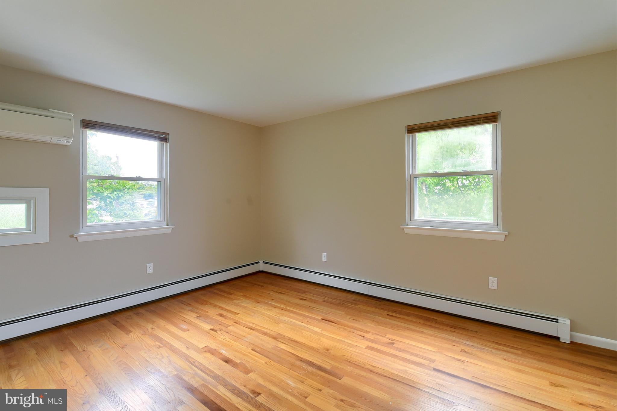 RIDLEY PARK - Residential