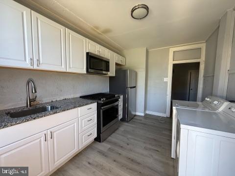 SANDTOWN-WINCHESTER - Residential