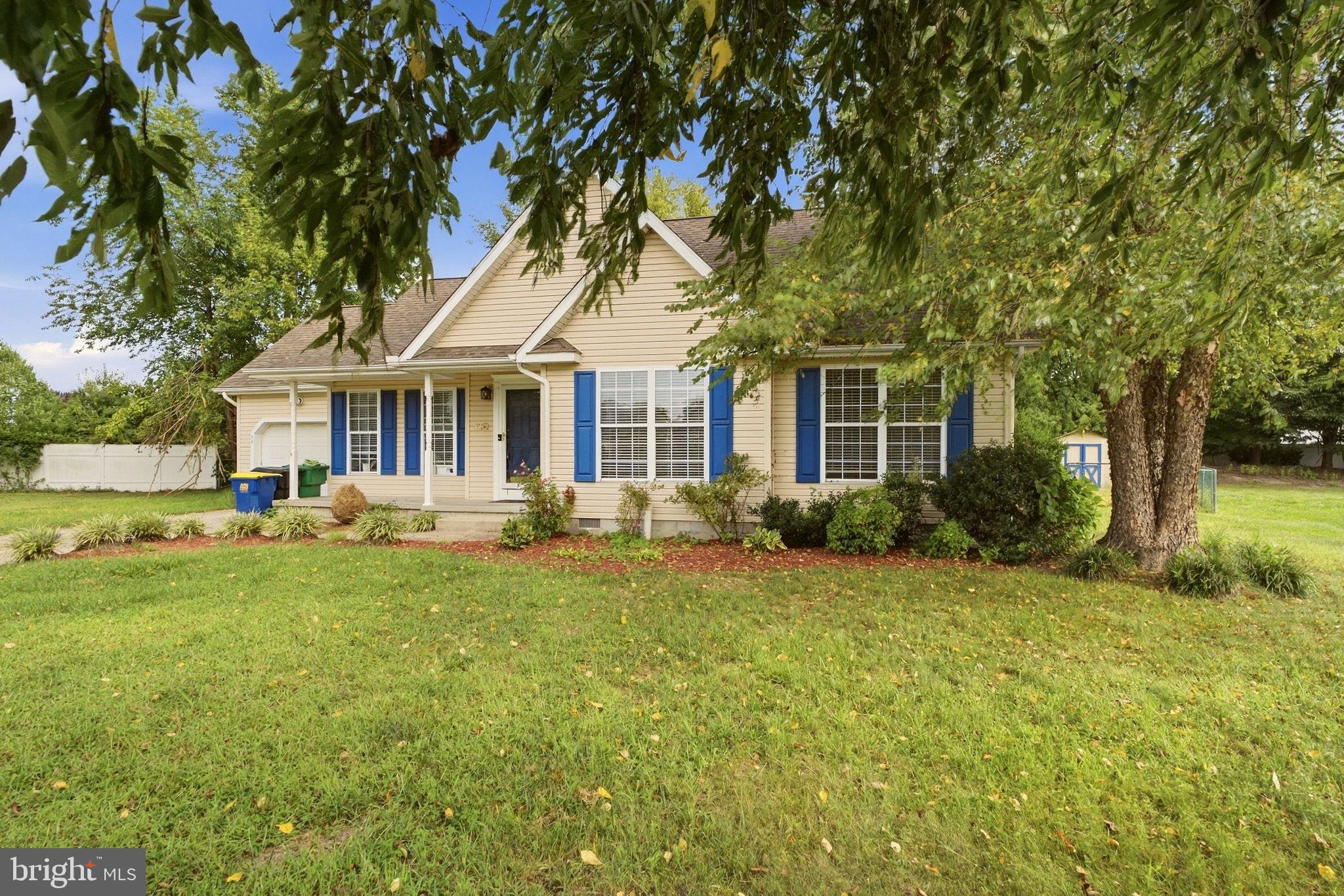 44 N EMBER DRIVE