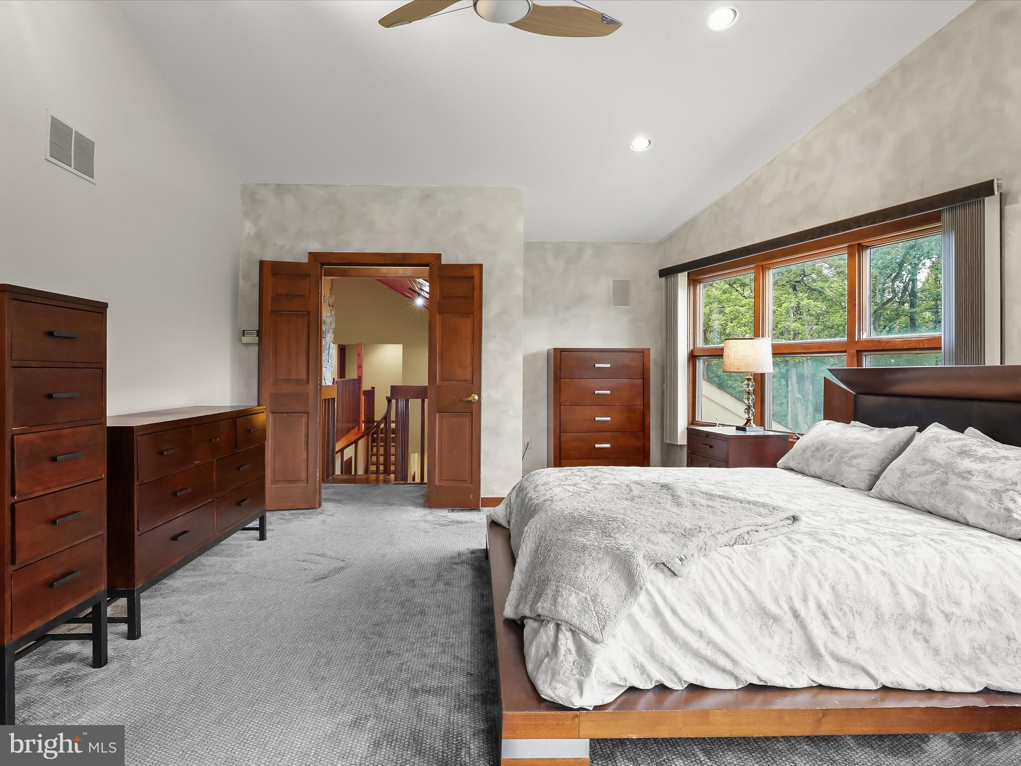 RIDGEWOOD - Residential